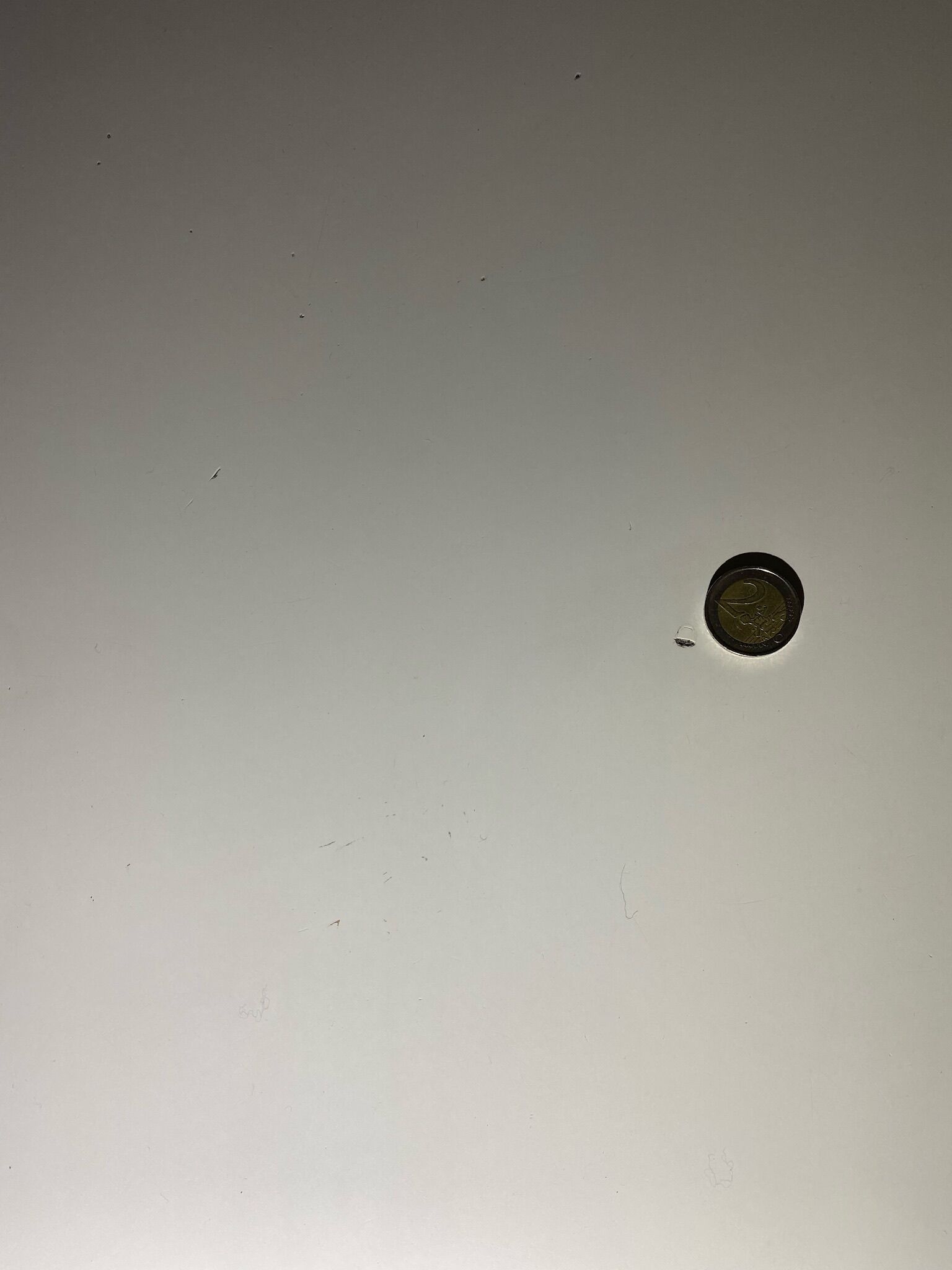 Eero Saarinen's oval tulip table for Knoll