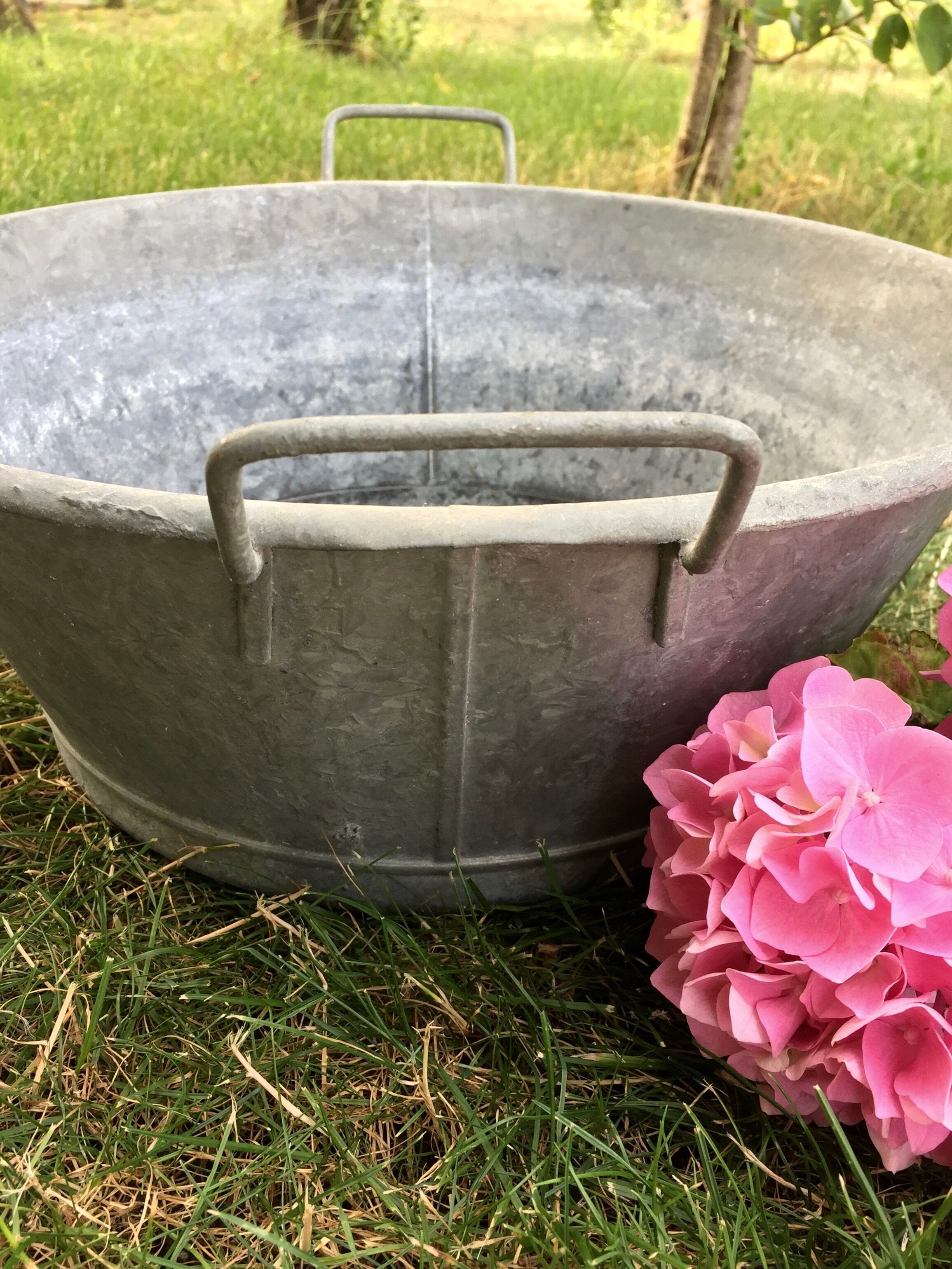 Zinc basin