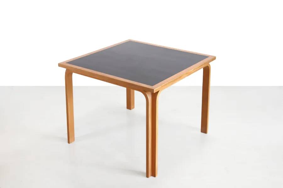 Magnus Olesen dining table by Thygesen and Sorensen