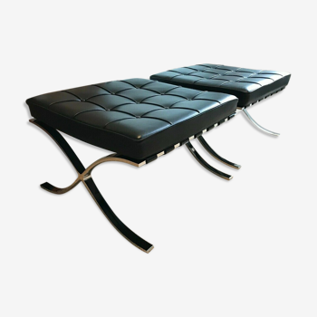 Paire d'ottomans Barcelona par Ludwig Mies van der Rohe, pour knoll