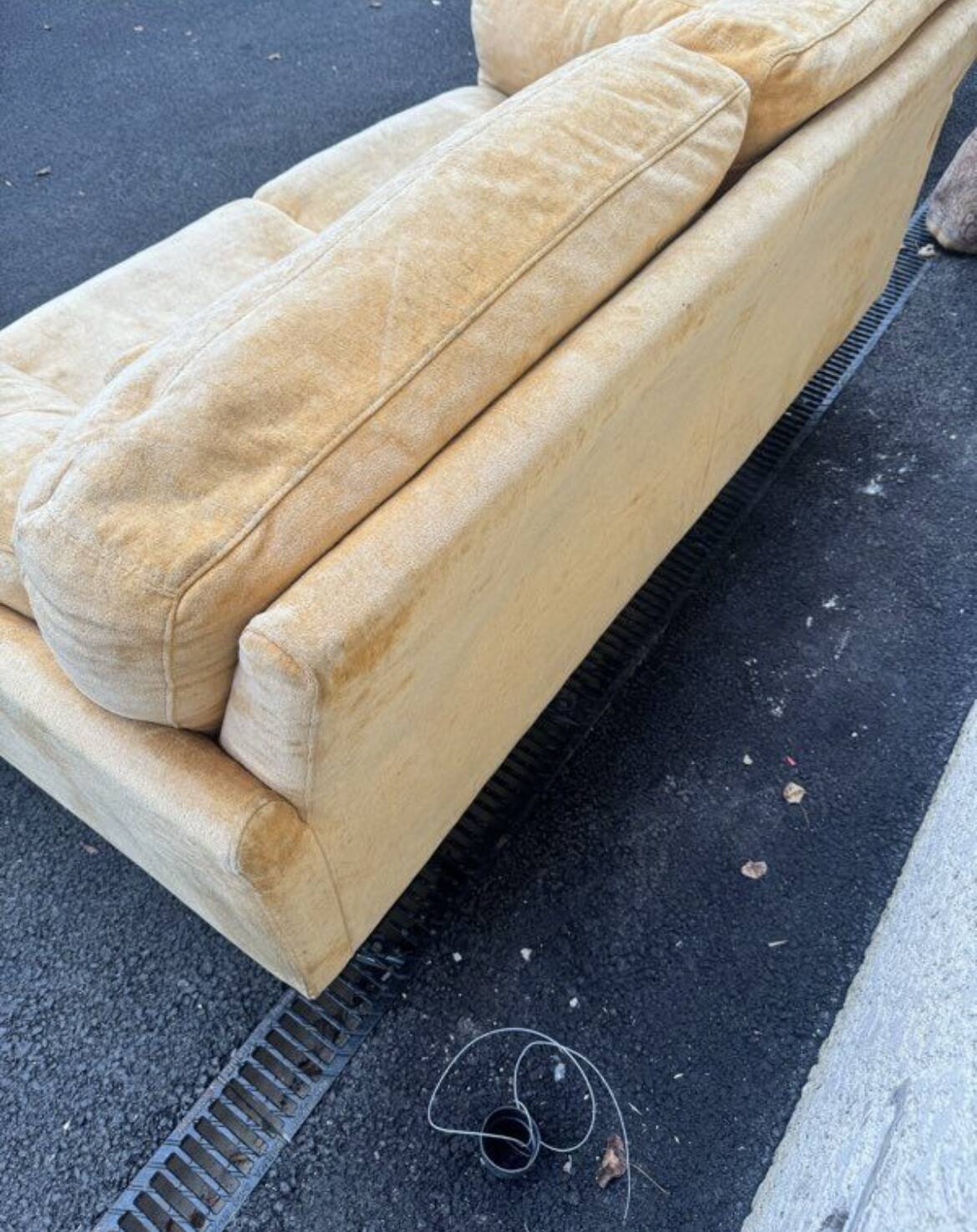 Roche Bobois 2-3 seater convertible sofa bed in velvet fabric