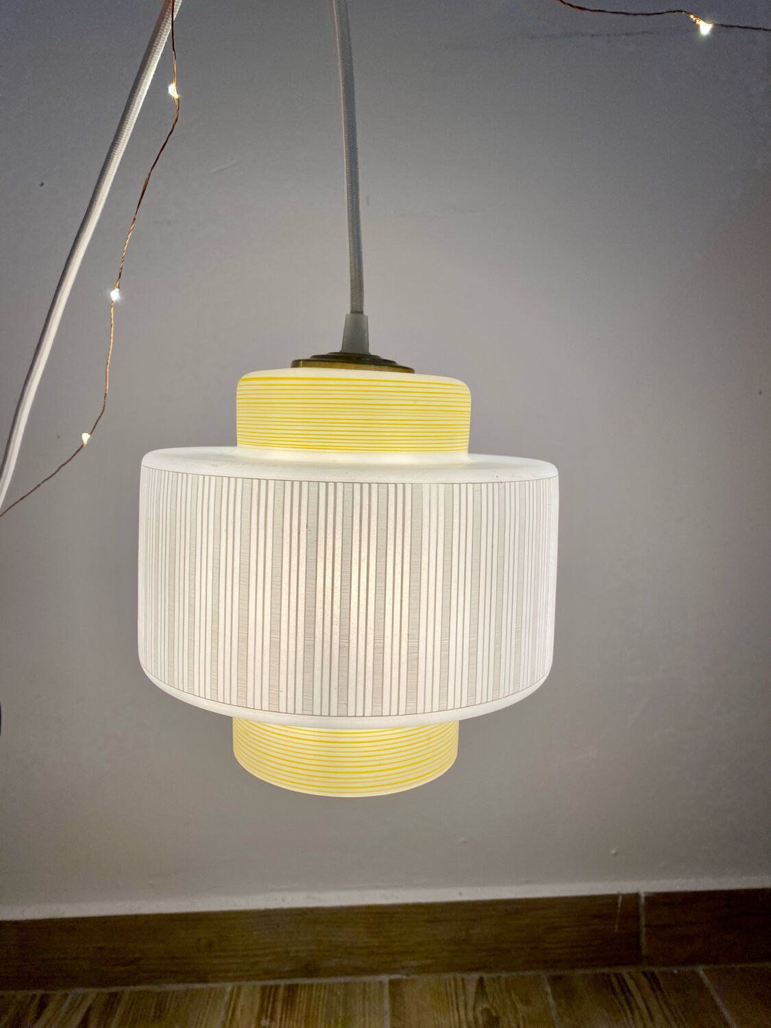 Vintage pendant lamp