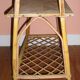 Table d'appoint ancienne en osier