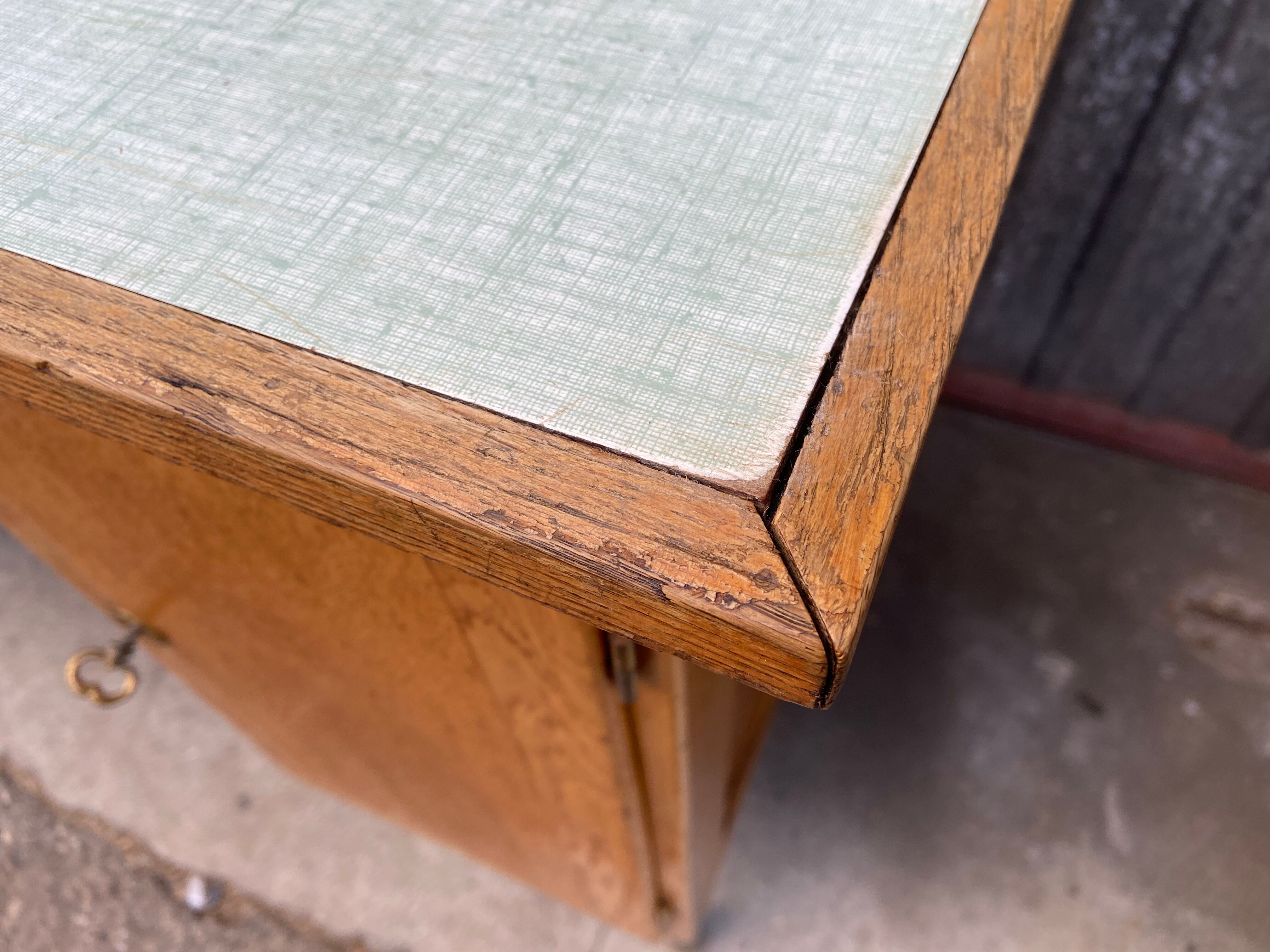 Vintage schoolmaster's office Mullca Delagrave 1960