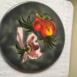 Underside of flat ceramic pink flowers La Roue de Vallauris