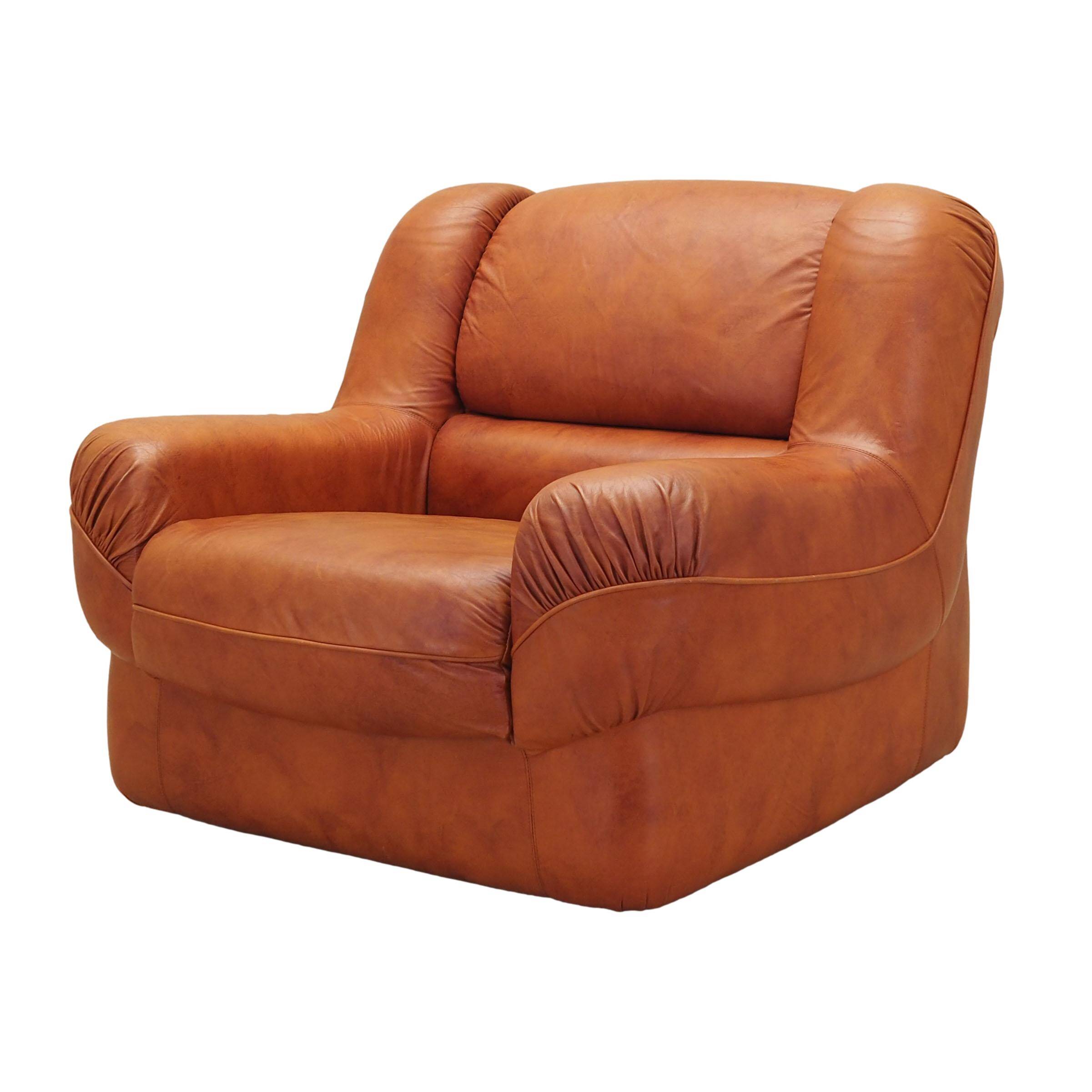 Fauteuil orange, design italien, années 1970, fabricant : Mimo Padova