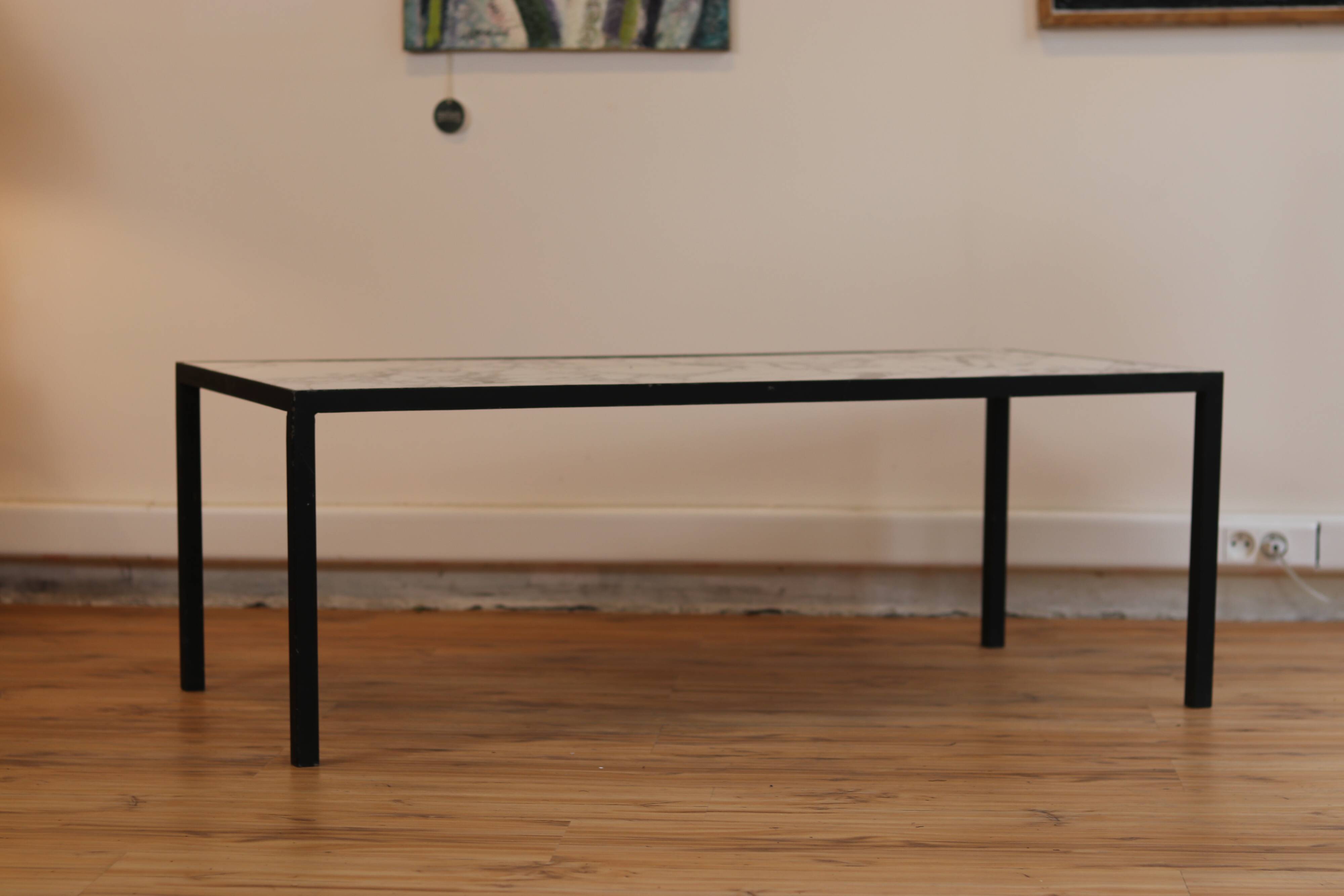 Rectangular coffee table in black lacquered metal and Arabescato marble