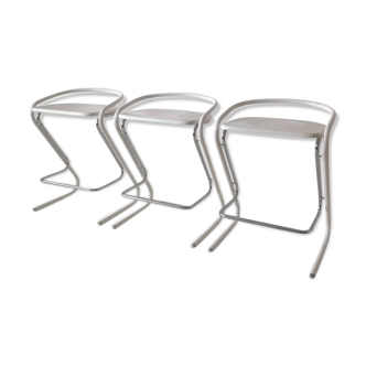 Set of three white and chrome bar stools by Thema Italy to the 1970s