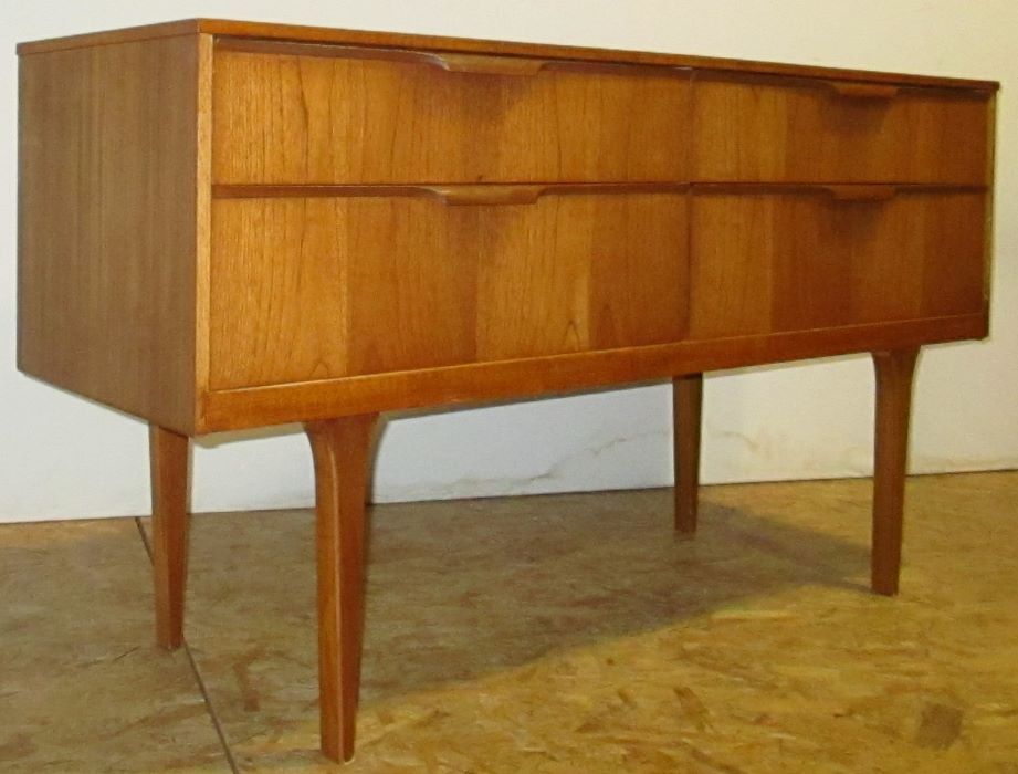 Teak dresser 4 drawers