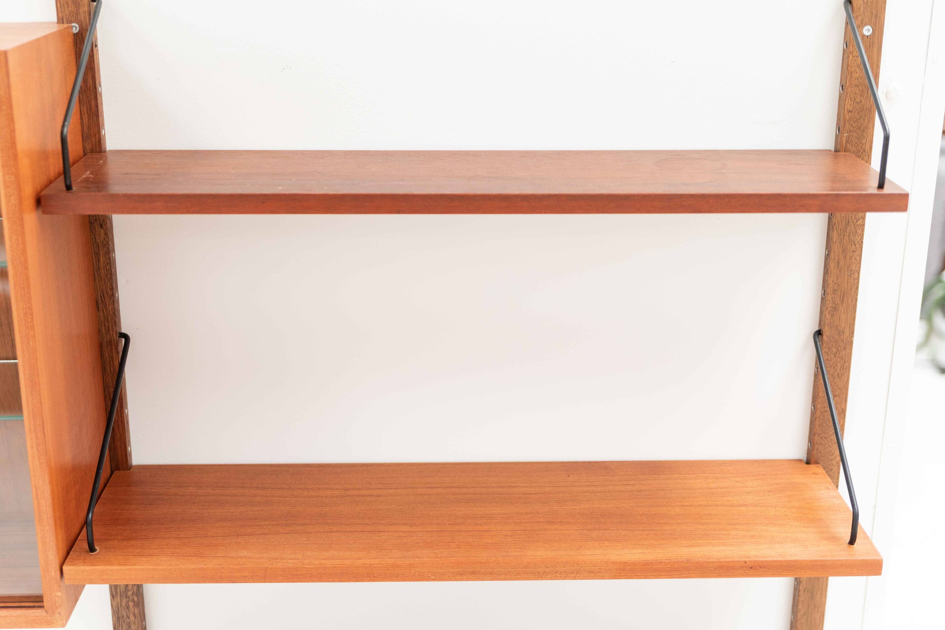 4-Bay Wall Unit by P. Cadovius