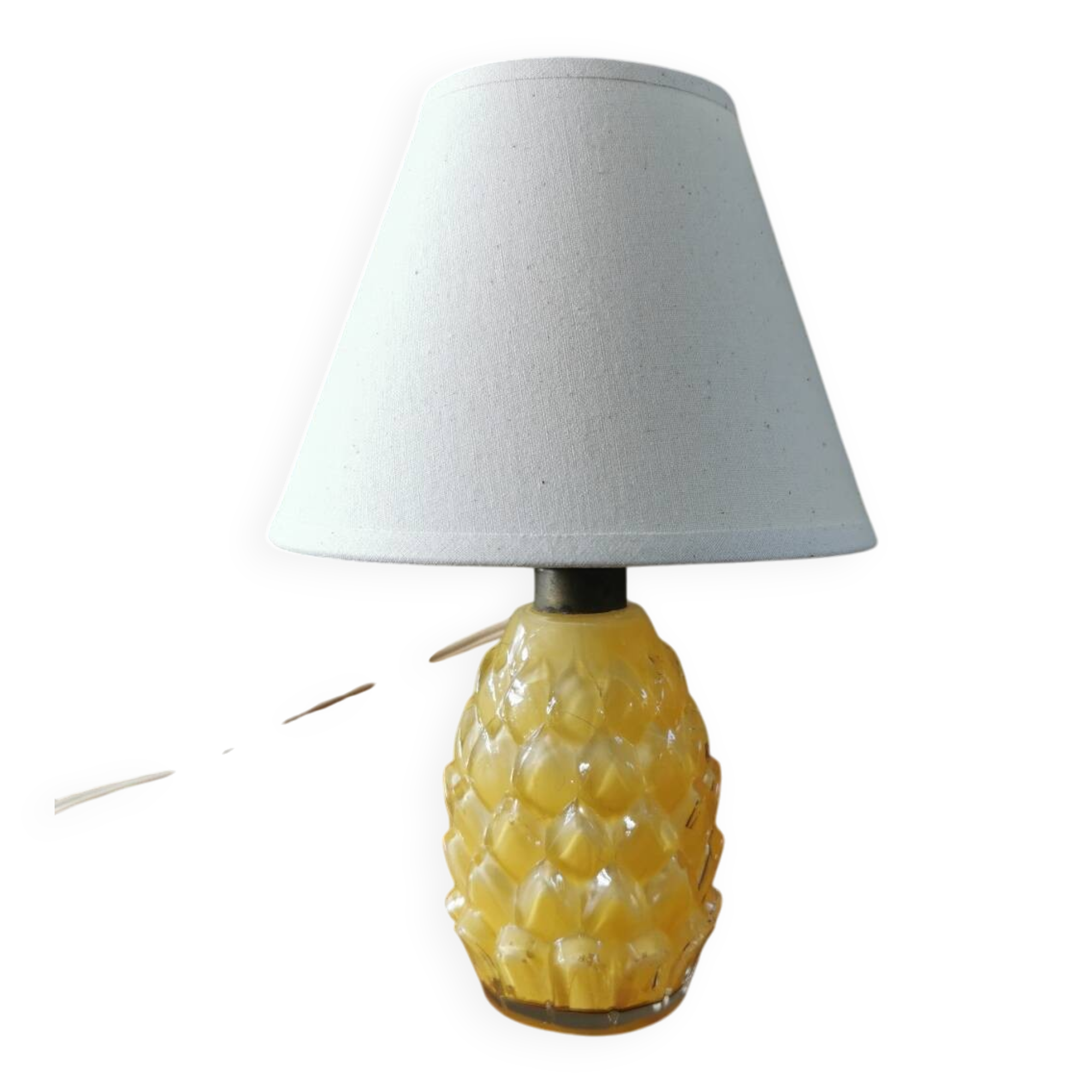 Vintage pineapple lamp in painted glass