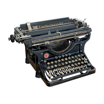 Machine à écrire Underwood n°6