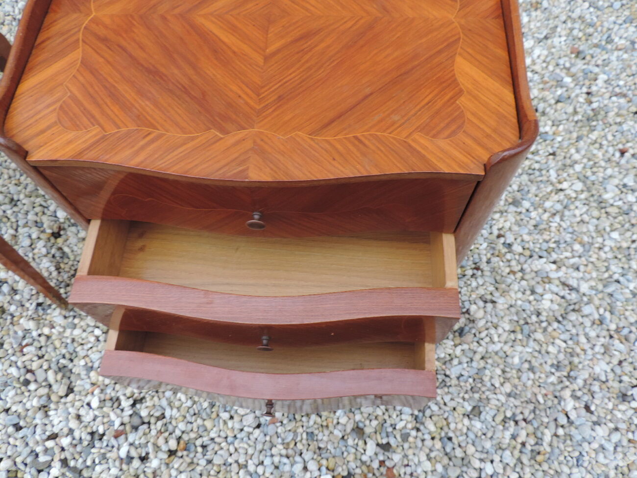 Pair of bedsides in Louis XV style marquetry.