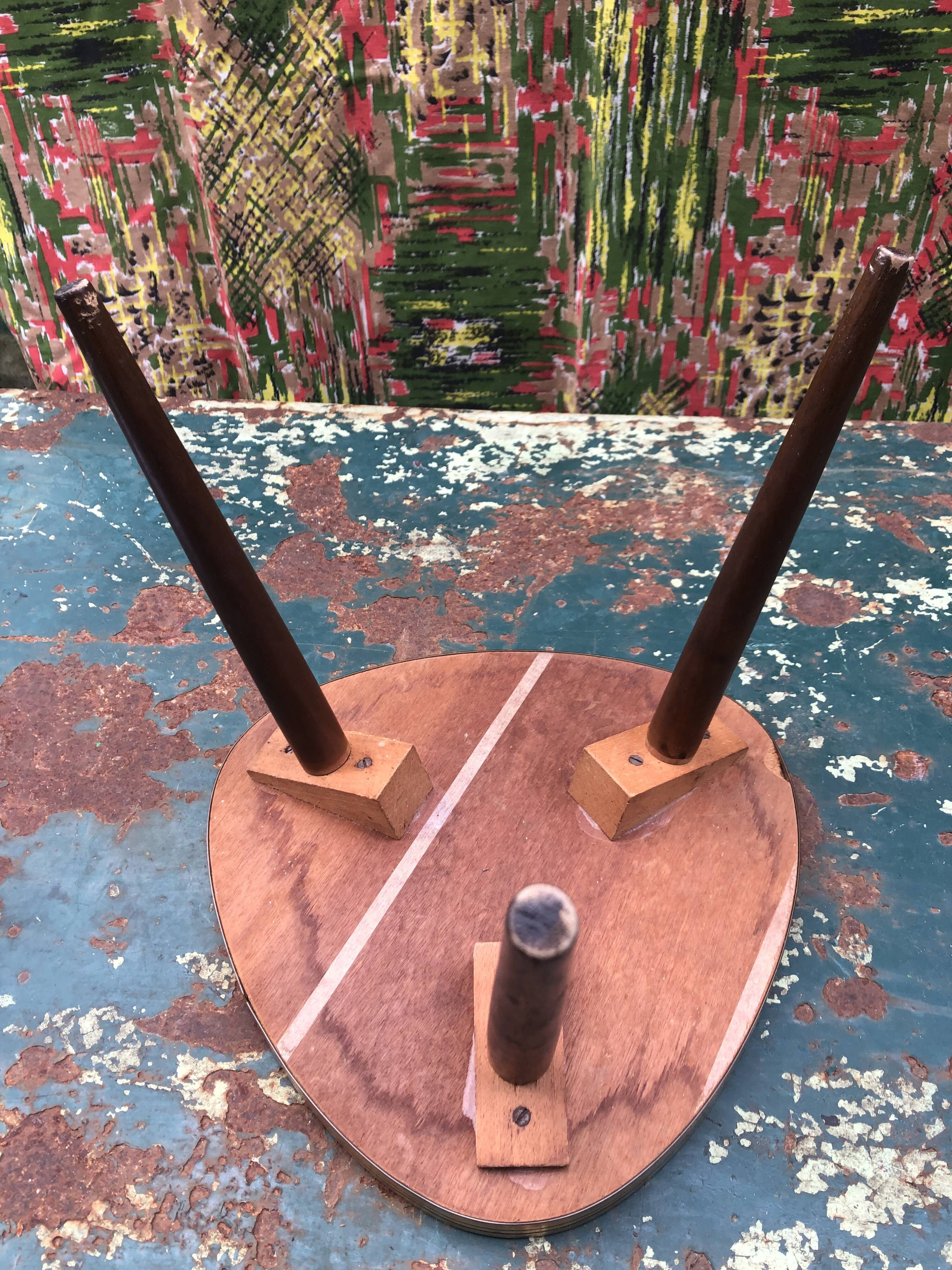 Vintage formica trifod table top 60s