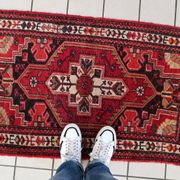 Antique 1920s Persian Hamadan rug 77cm x 121cm