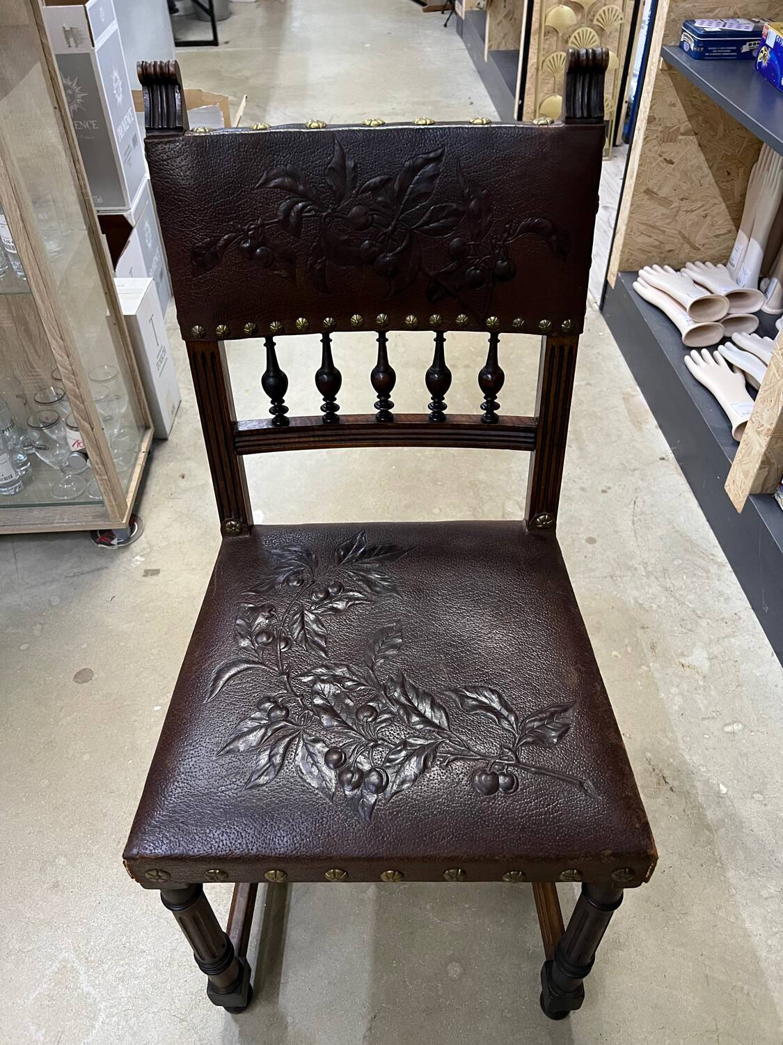 Word of 6 chairs Henri II