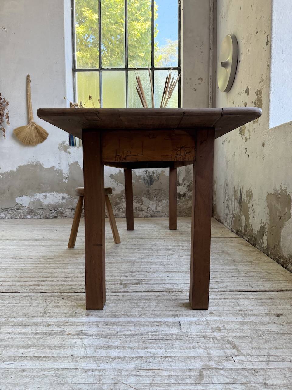 Walnut farmhouse table 2.10m from the 50s