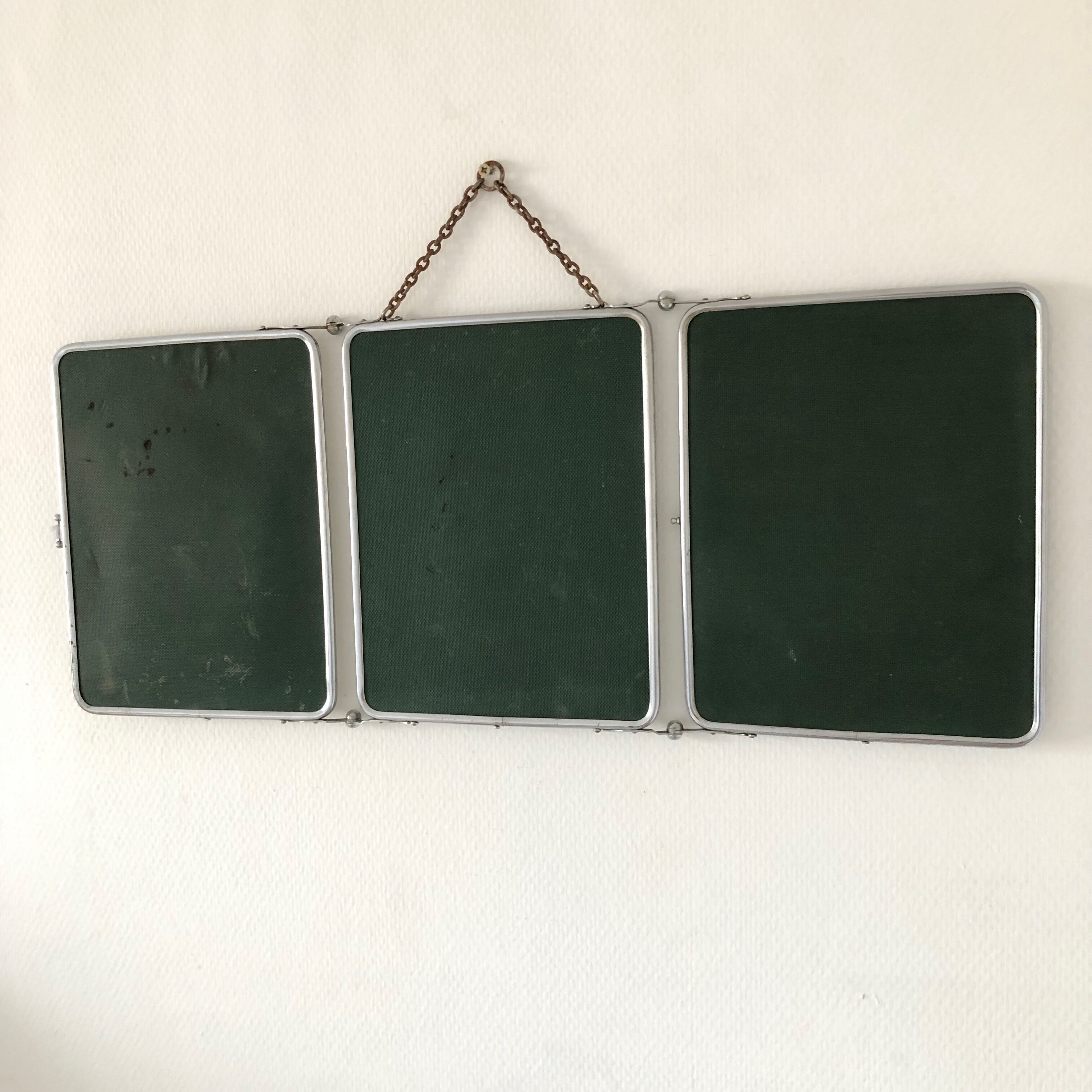 Vintage English green barber triptych mirror 1960 - 28 x 68 cm