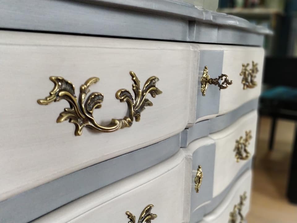 Louis XV style dresser