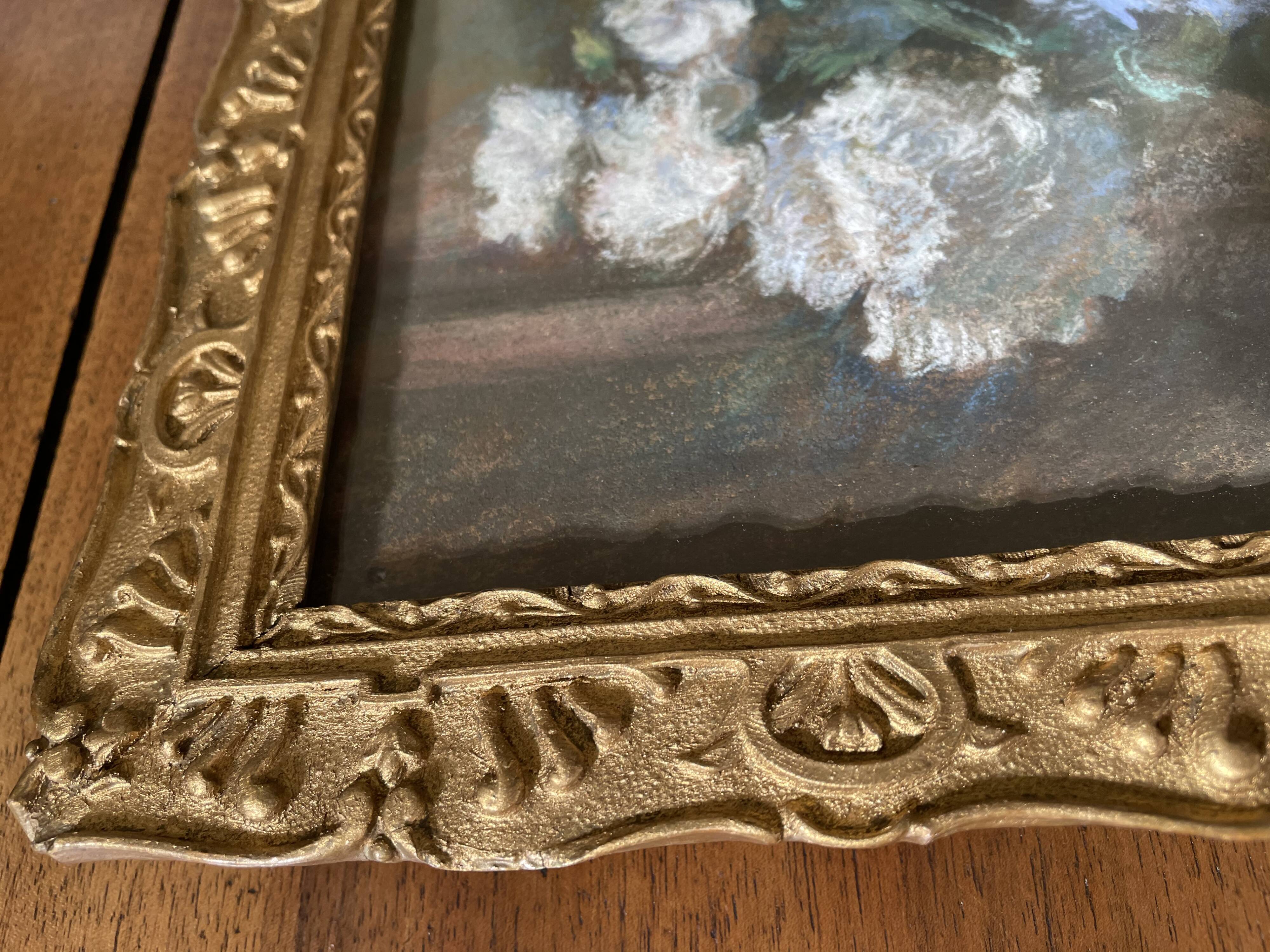 Pastel flower bouquet table