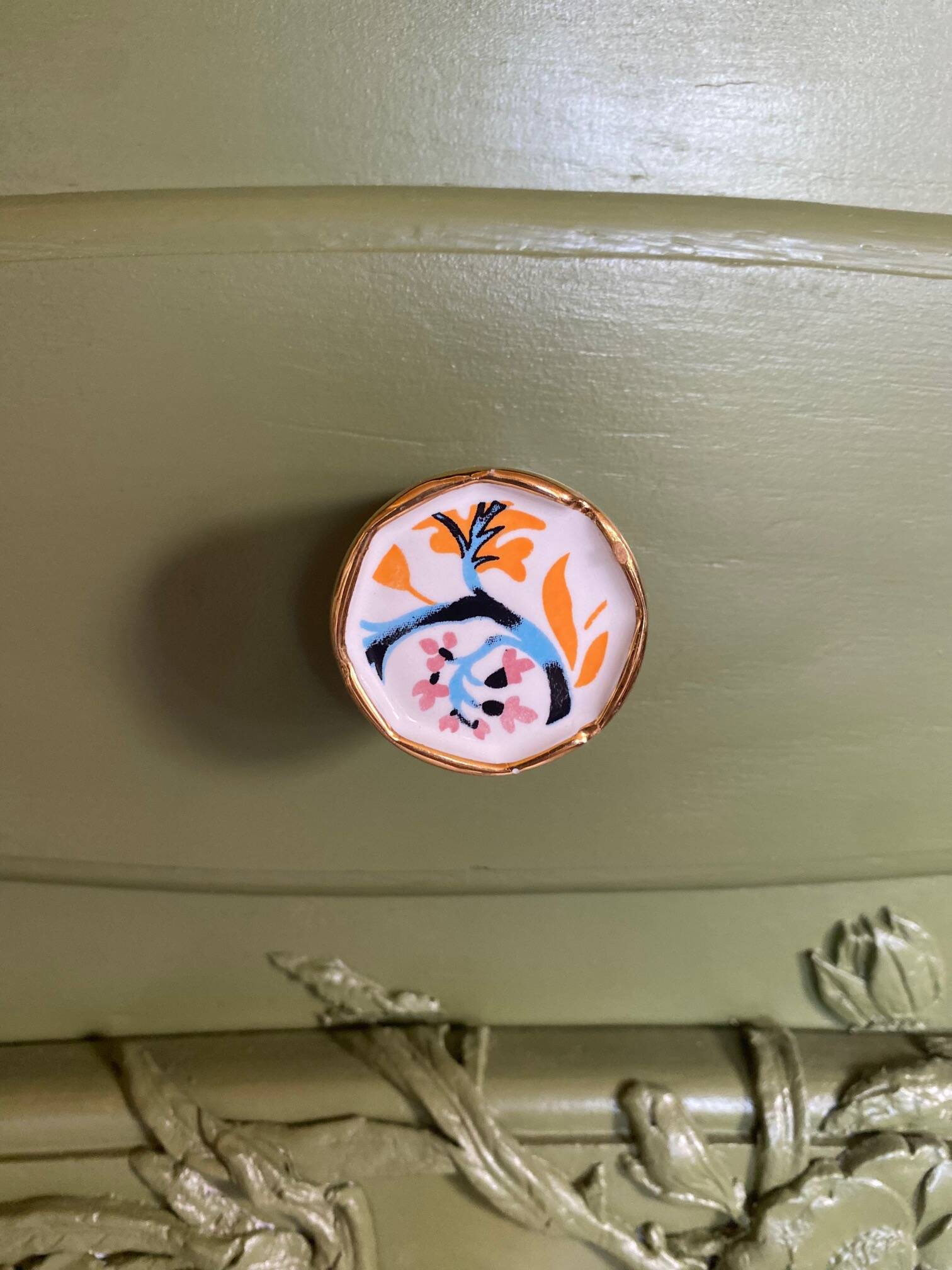 Revamped plant chiffonier