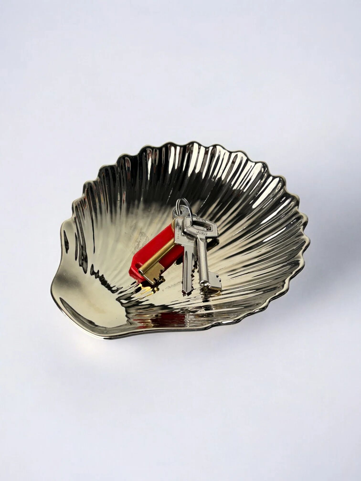 Shell catchall in ceramic, Italy, 1980s