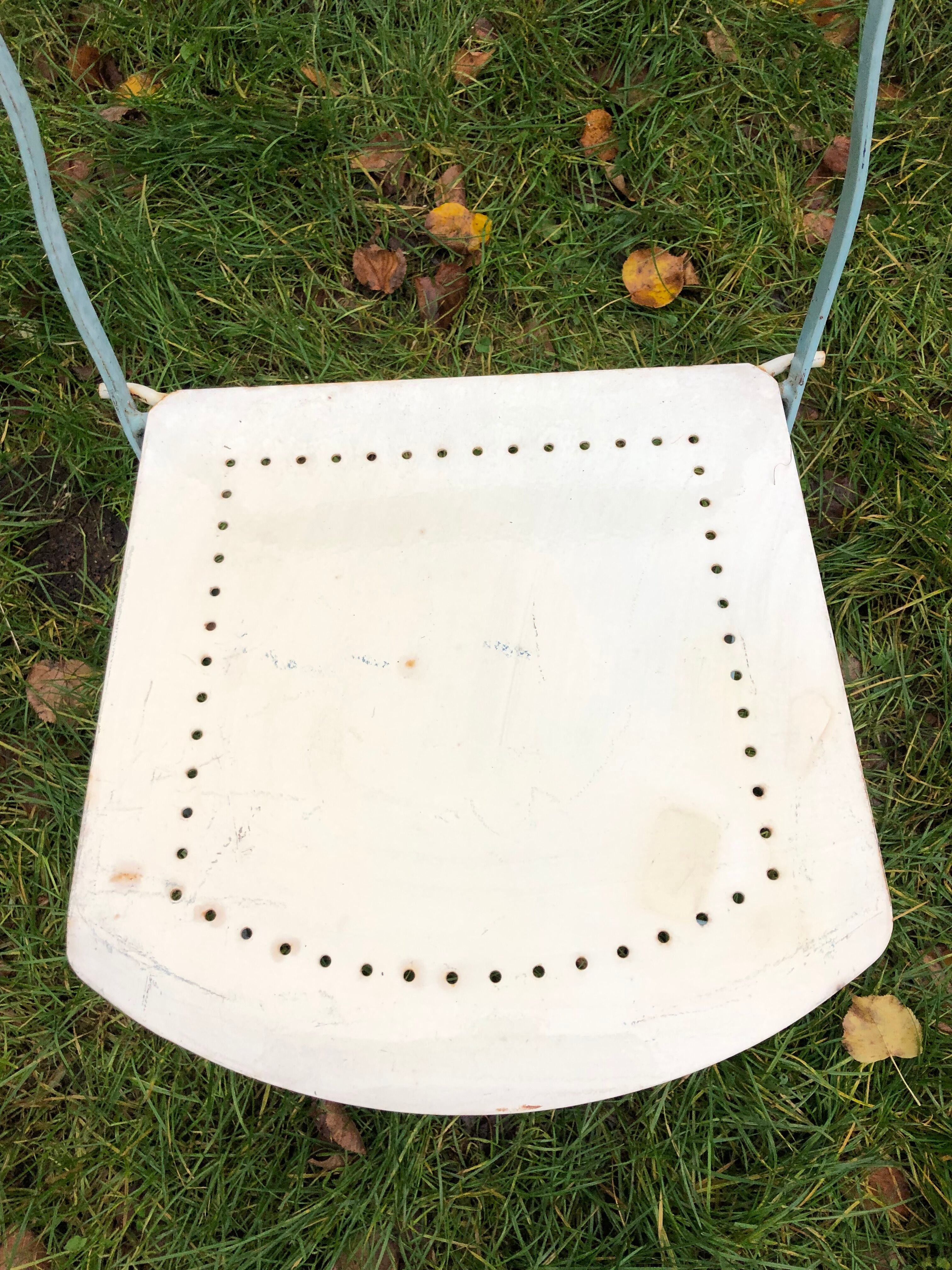 Metal folding garden chairs