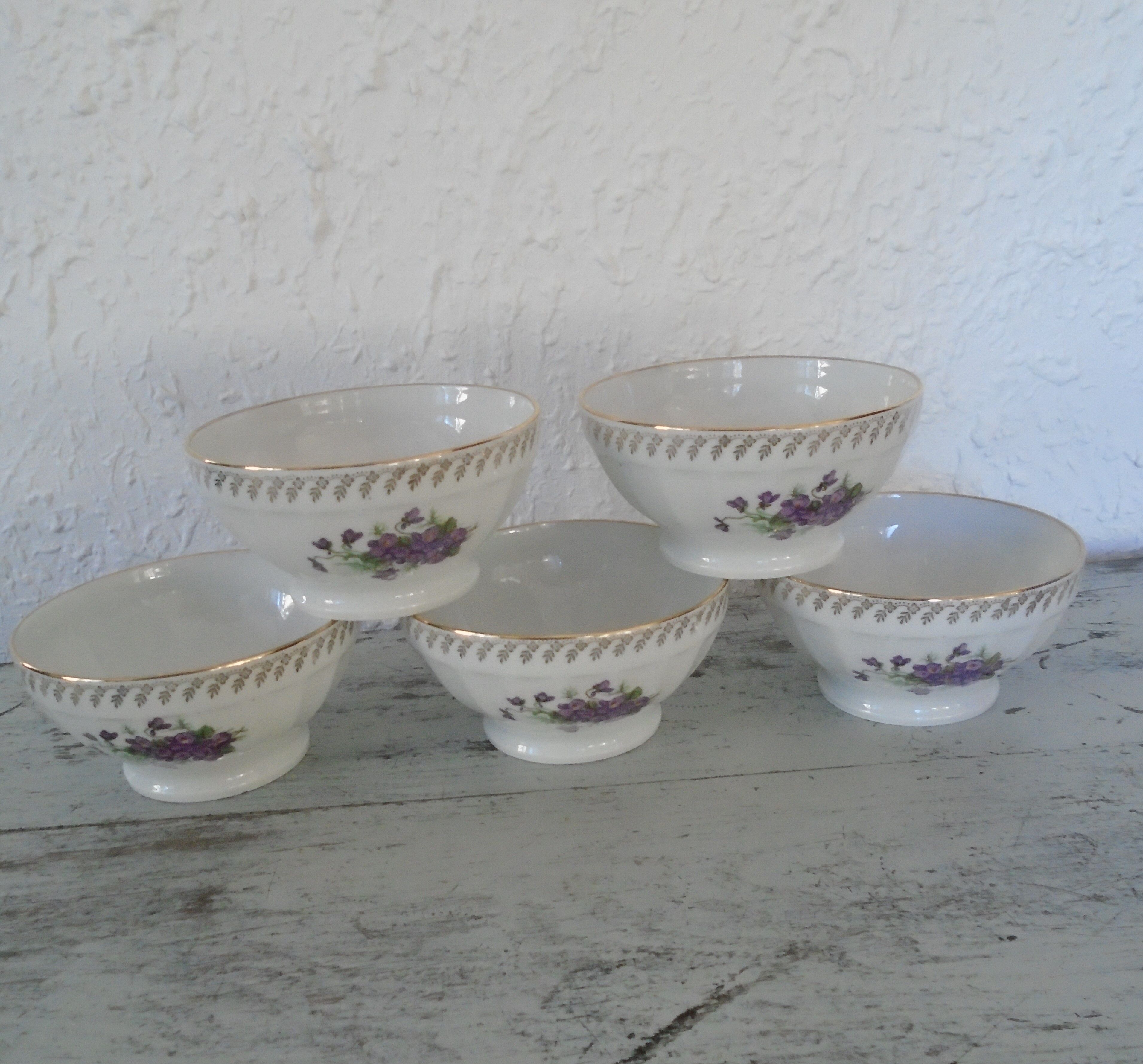Set de 5 bols décor fleurs violettes porcelaine