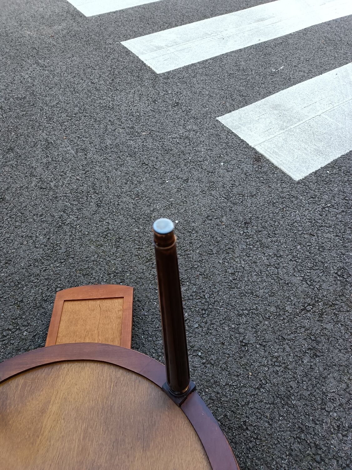 Table bouillotte style Louis XVI marble top