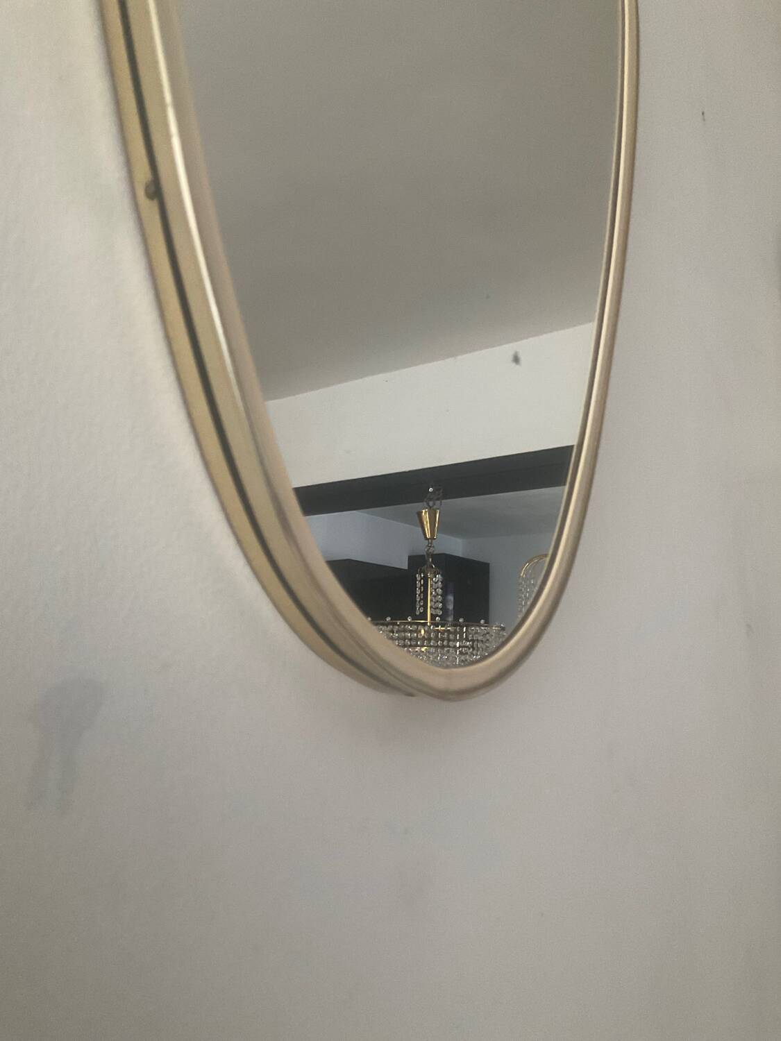 Asymmetrical free-form mirror from the 60s-70s