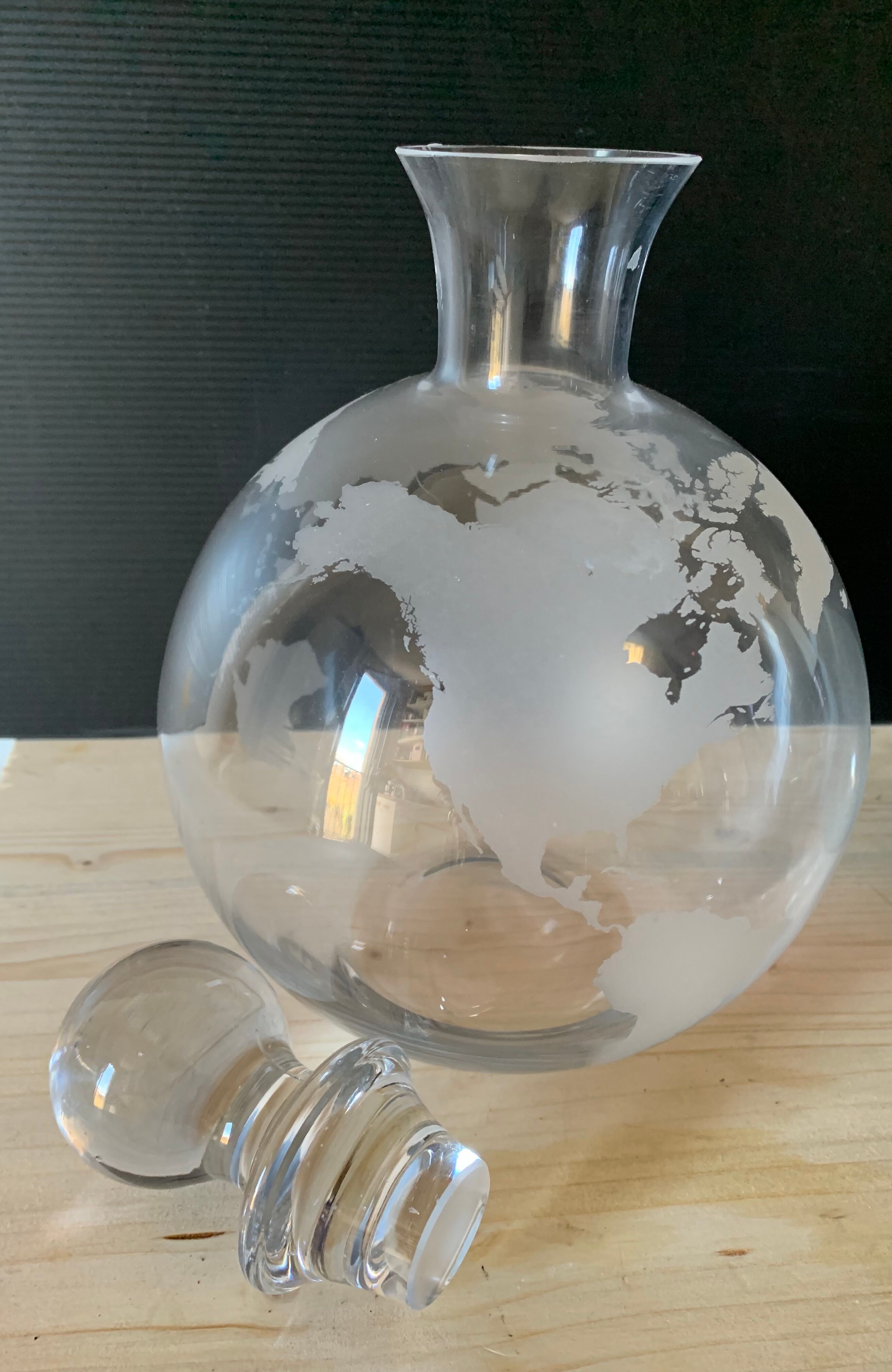 Decanter world map