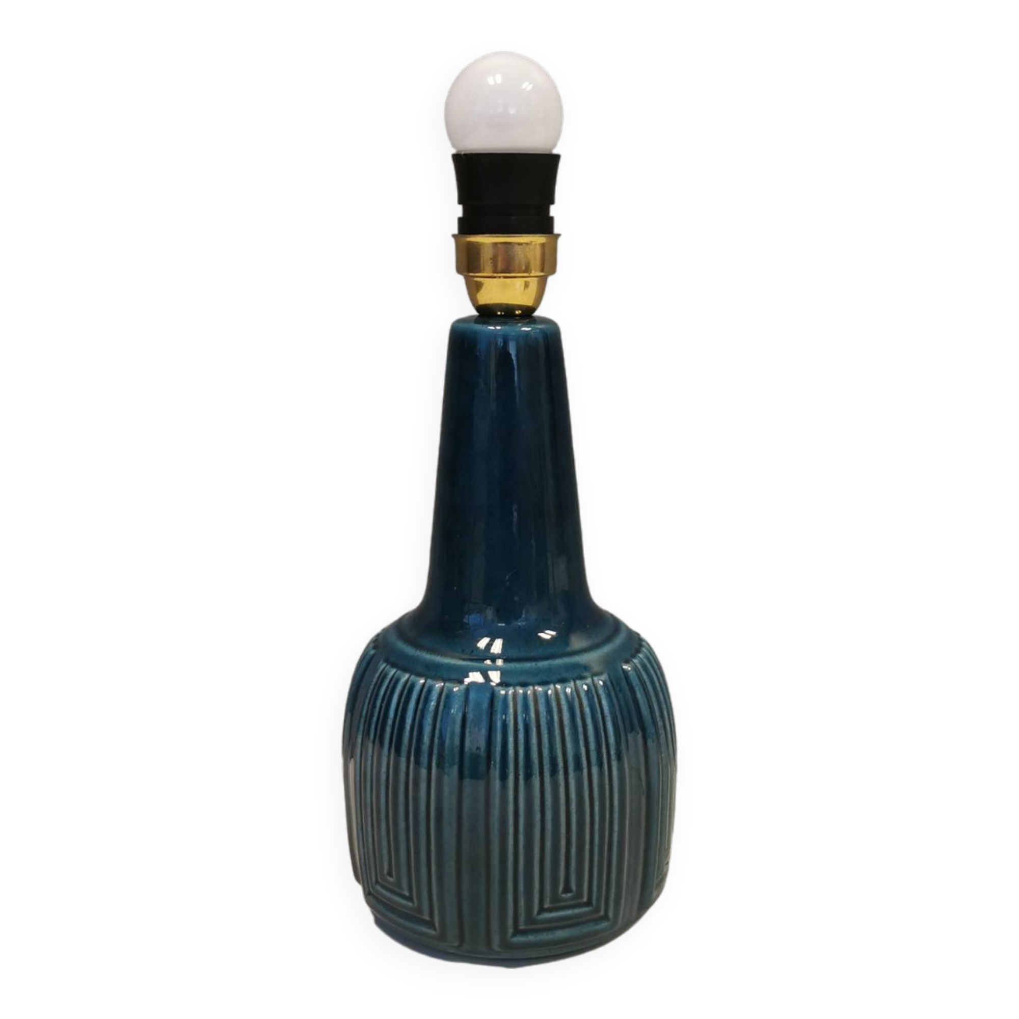 Elegant mid-century ceramic table lamp with an embossed pattern covered in mother-of-pearl glaze.