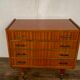 Commode vintage à 4 tiroirs poignées bakélite pieds fuseau année 1960