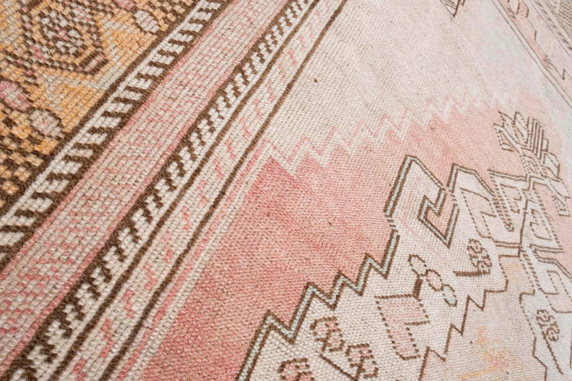 Tapis turc vintage fait main 118x226 cm