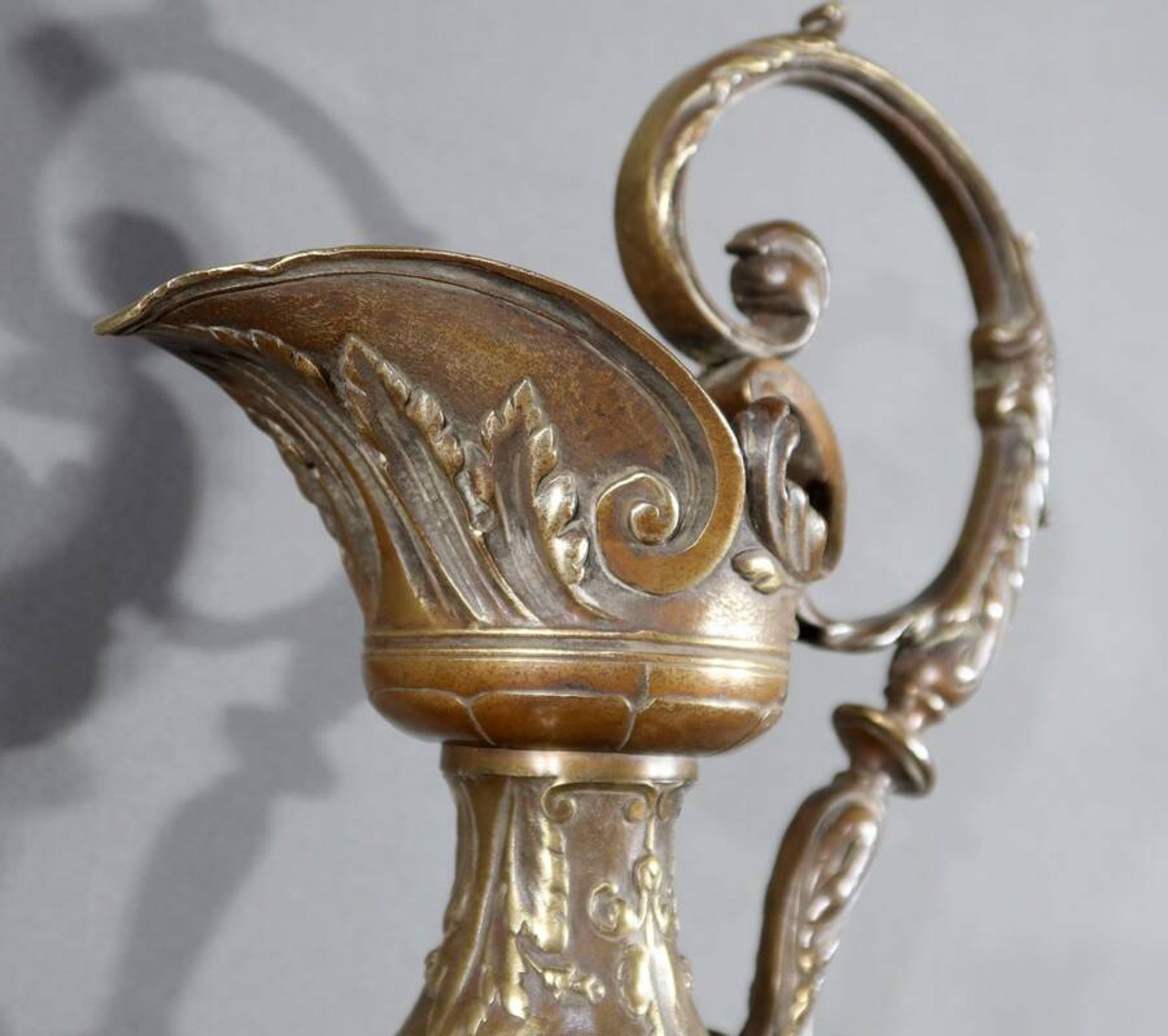 Paire d’aiguières en bronze, art nouveau – 1910