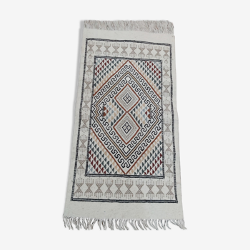 Tapis mergoum blanc fait main traditionnel