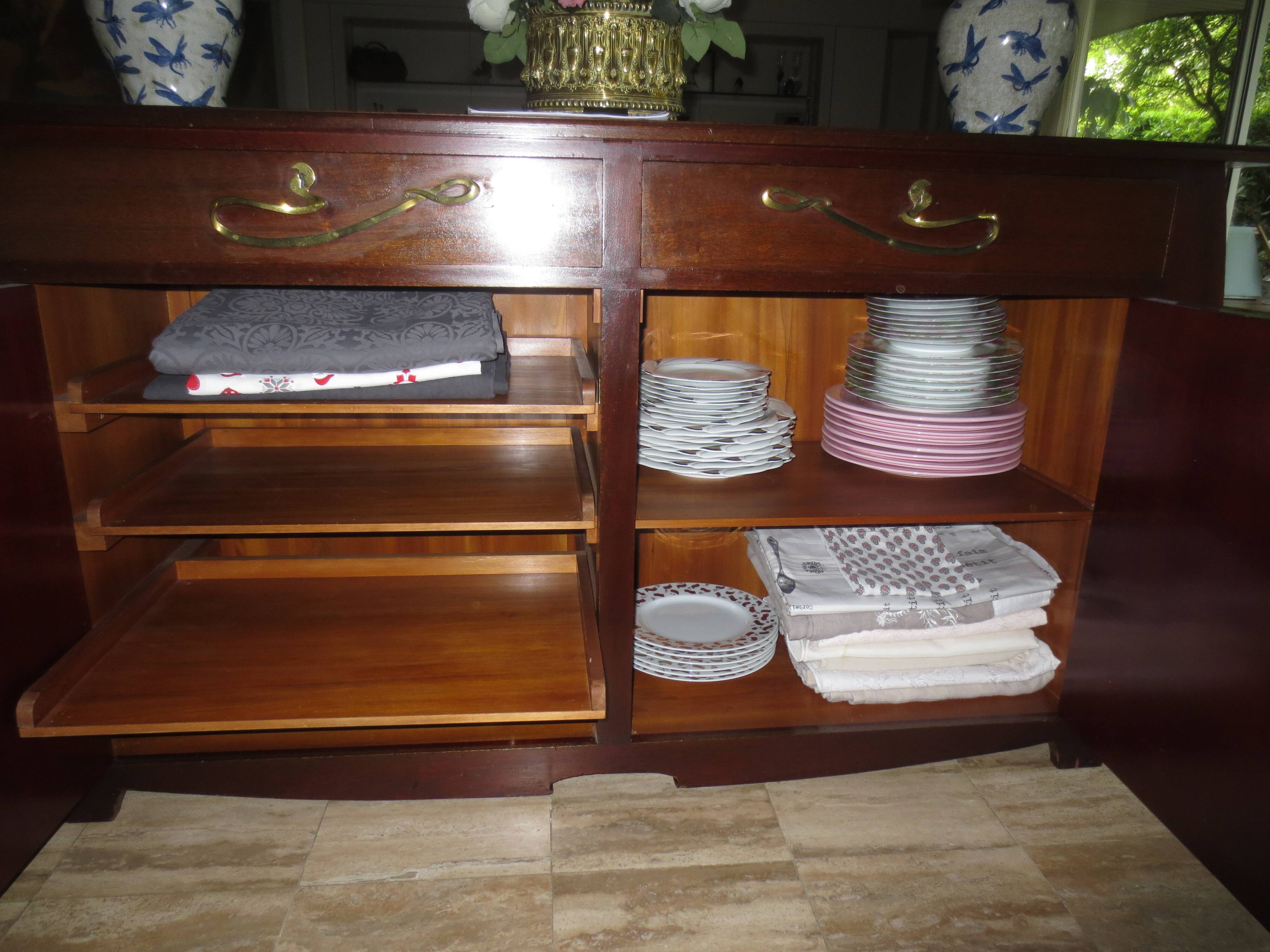 Buffet Art nouveau dans le gout de Victor Horta