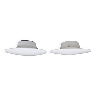 Paire d'appliques ou de plafonniers « Eklipta » d'Arne Jacobsen pour Louis Poulsen, Danemark, années 1970