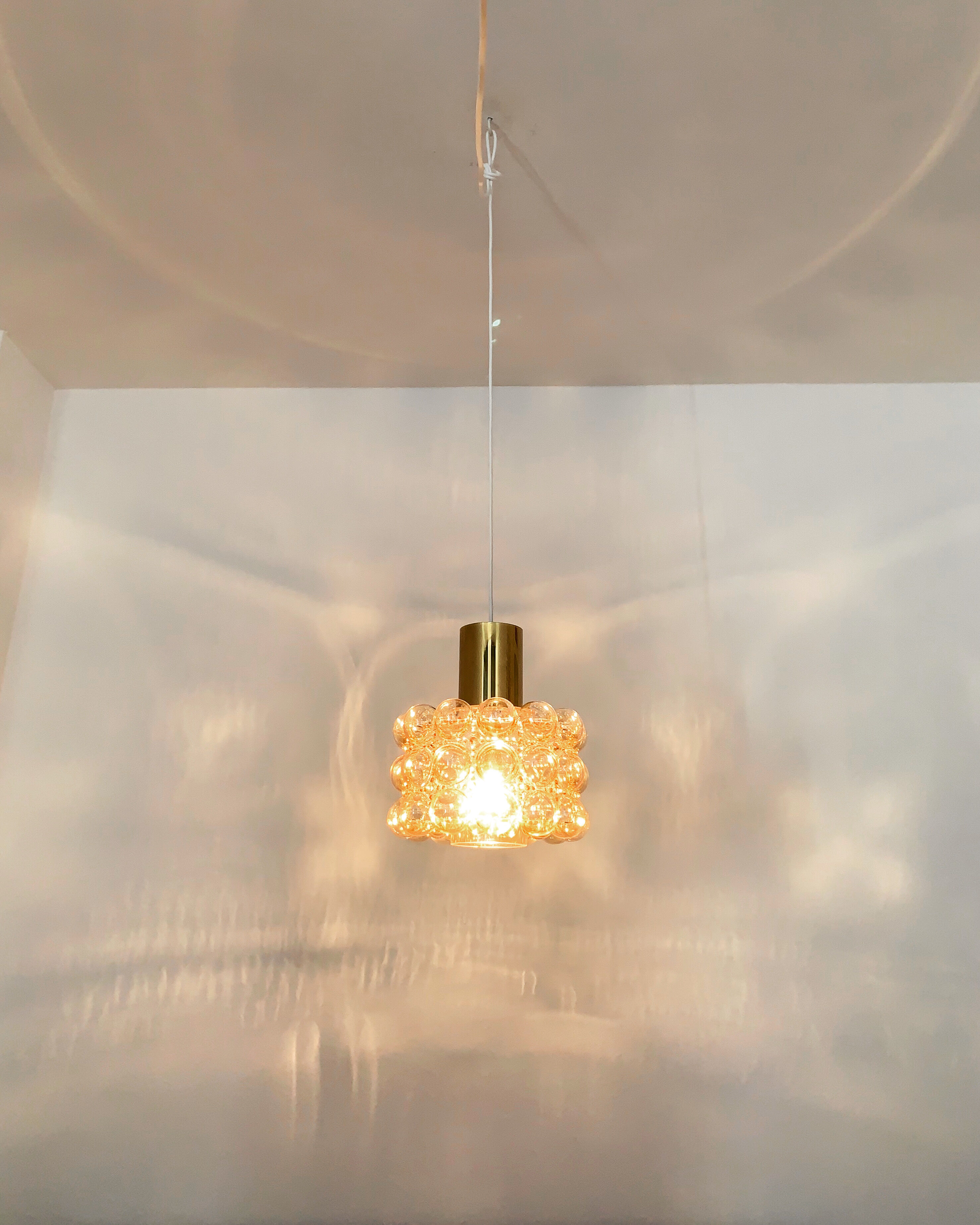 Bubble glass pendant lamp by Helena Tynell for Glashütte Limburg