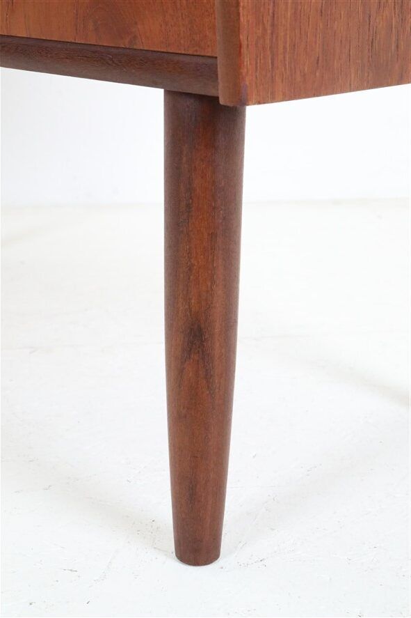 Mid-century teak bureau / secretary desk / Danish modern design / 1960s