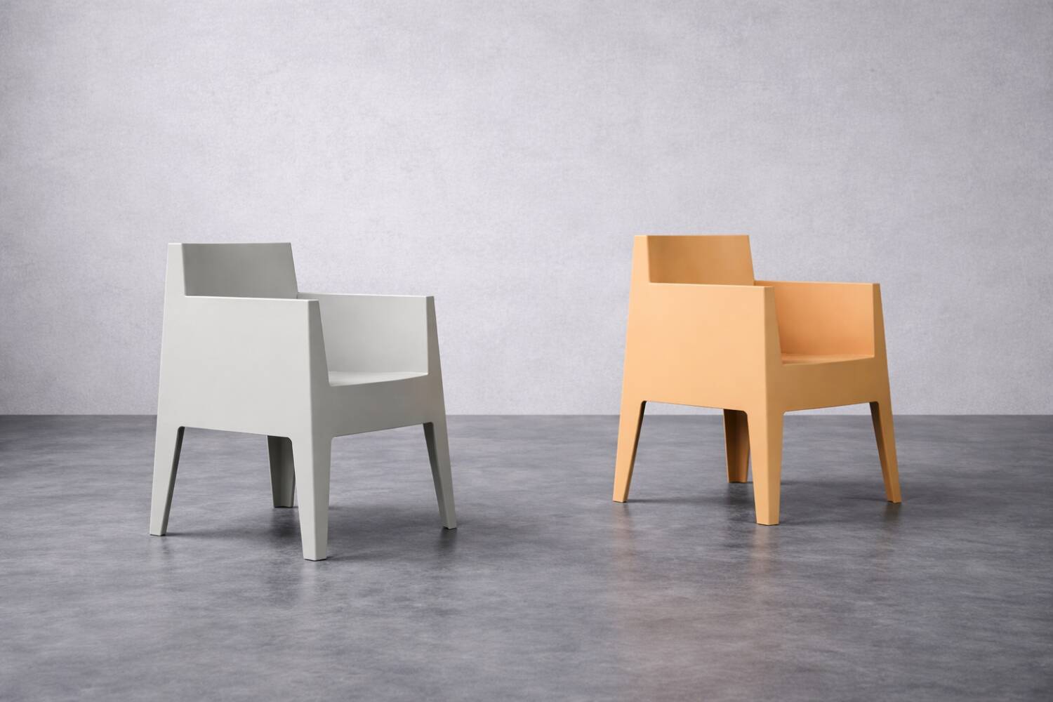 Set of 4 Vintage Mid-Century Modern Atlantide Collection Toy Plastic Chairs