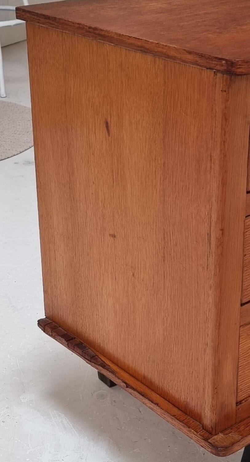 Mid-century drawer cabinet