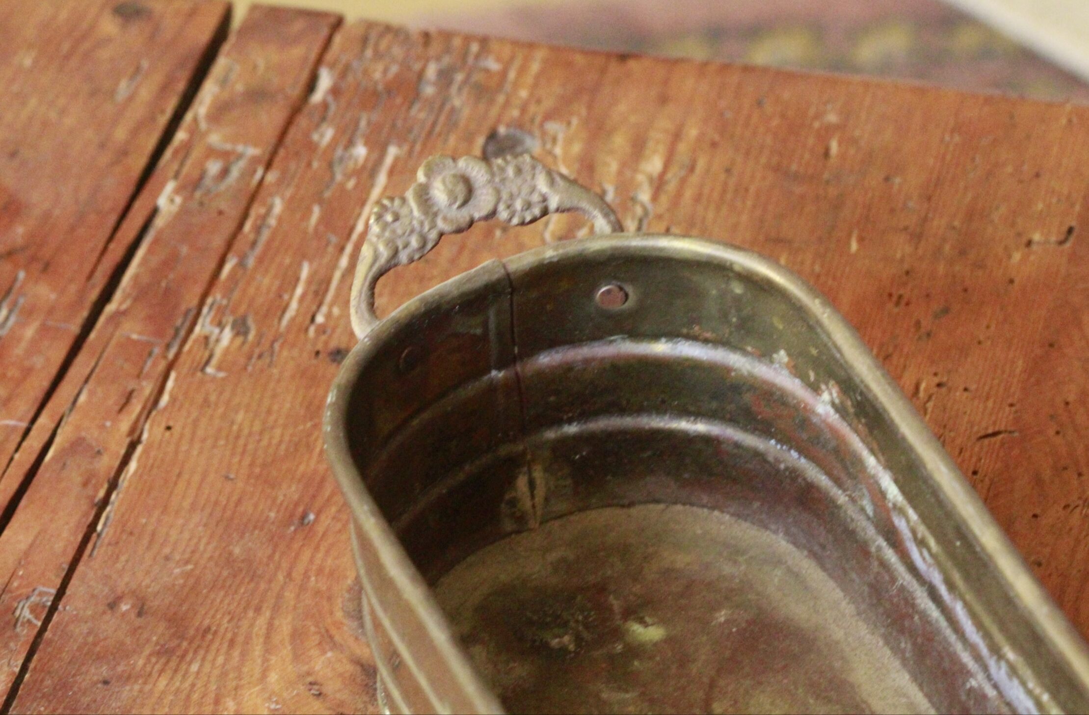 Brass pot cover