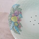 Fruit strainer / salad bowl in Barbotine