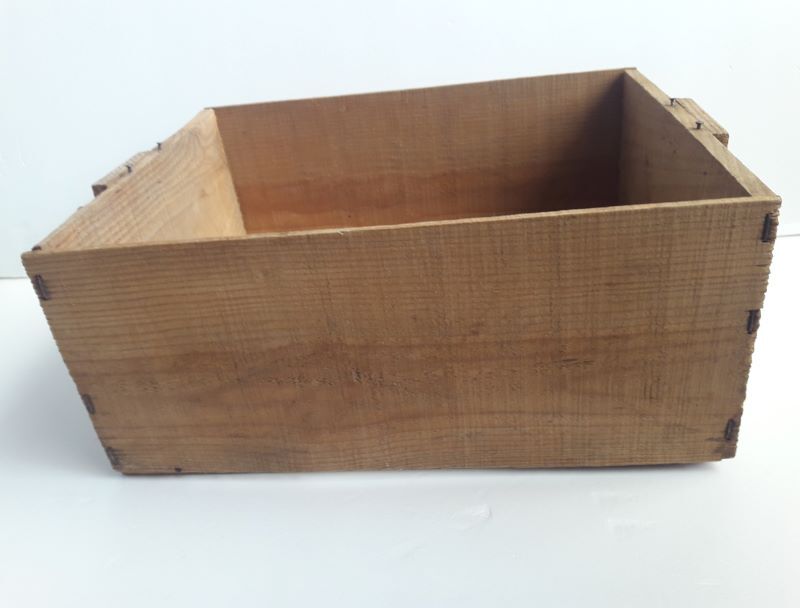 Dairy wood box Charentes