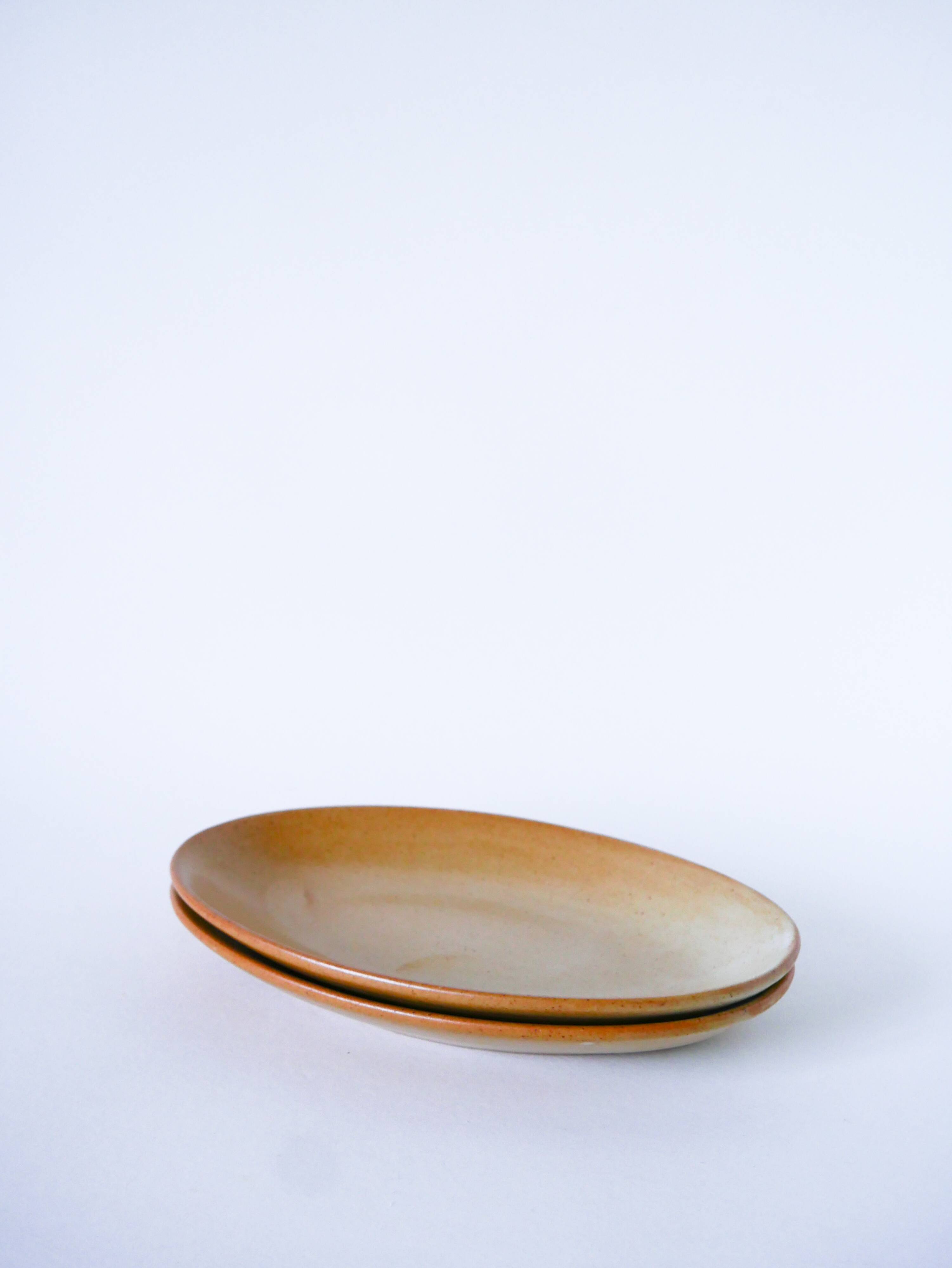 Pair of small oval dishes in stoneware, 1970
