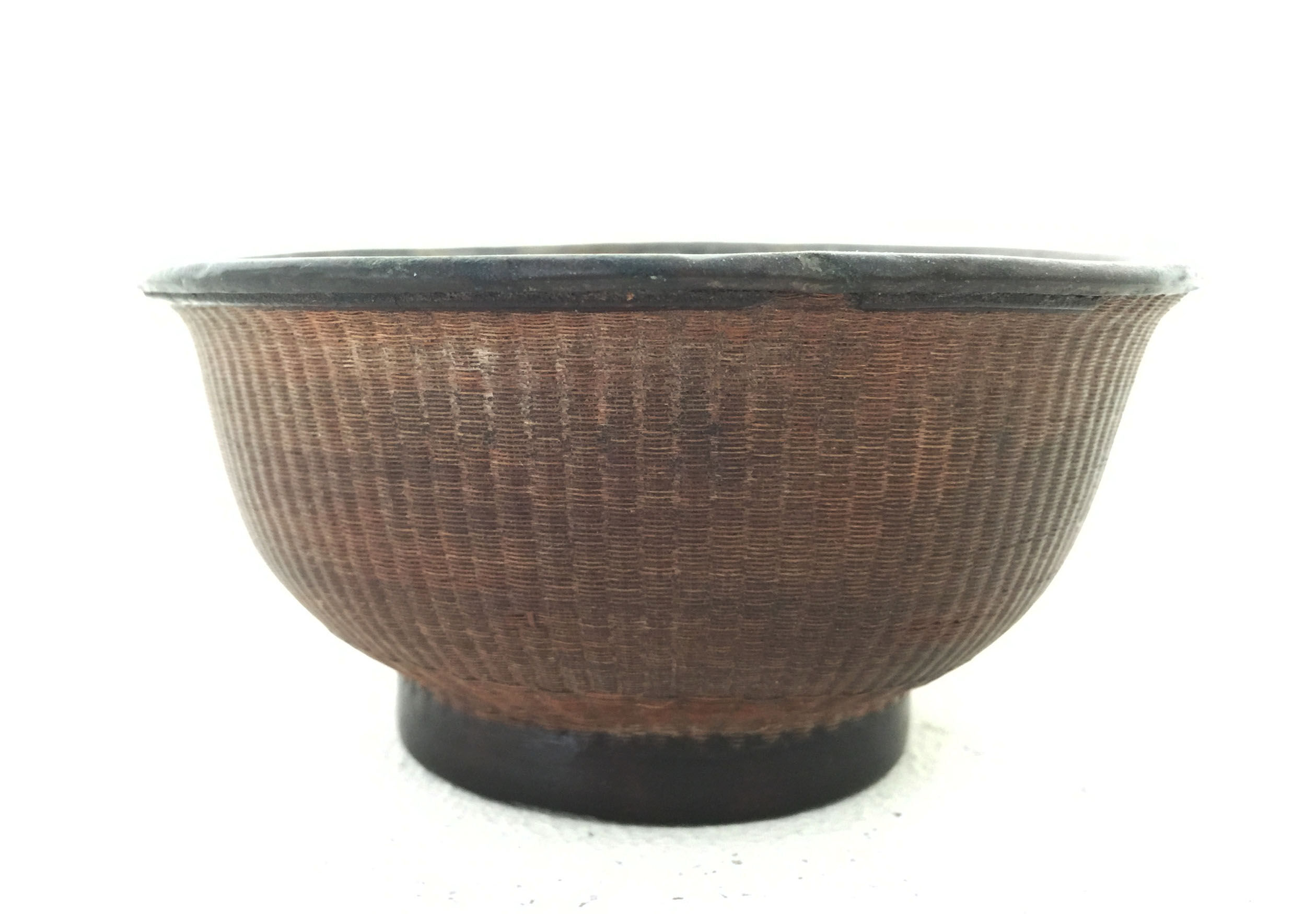 Coupe en bambou tressé et lacquée 18eme siècle Chine