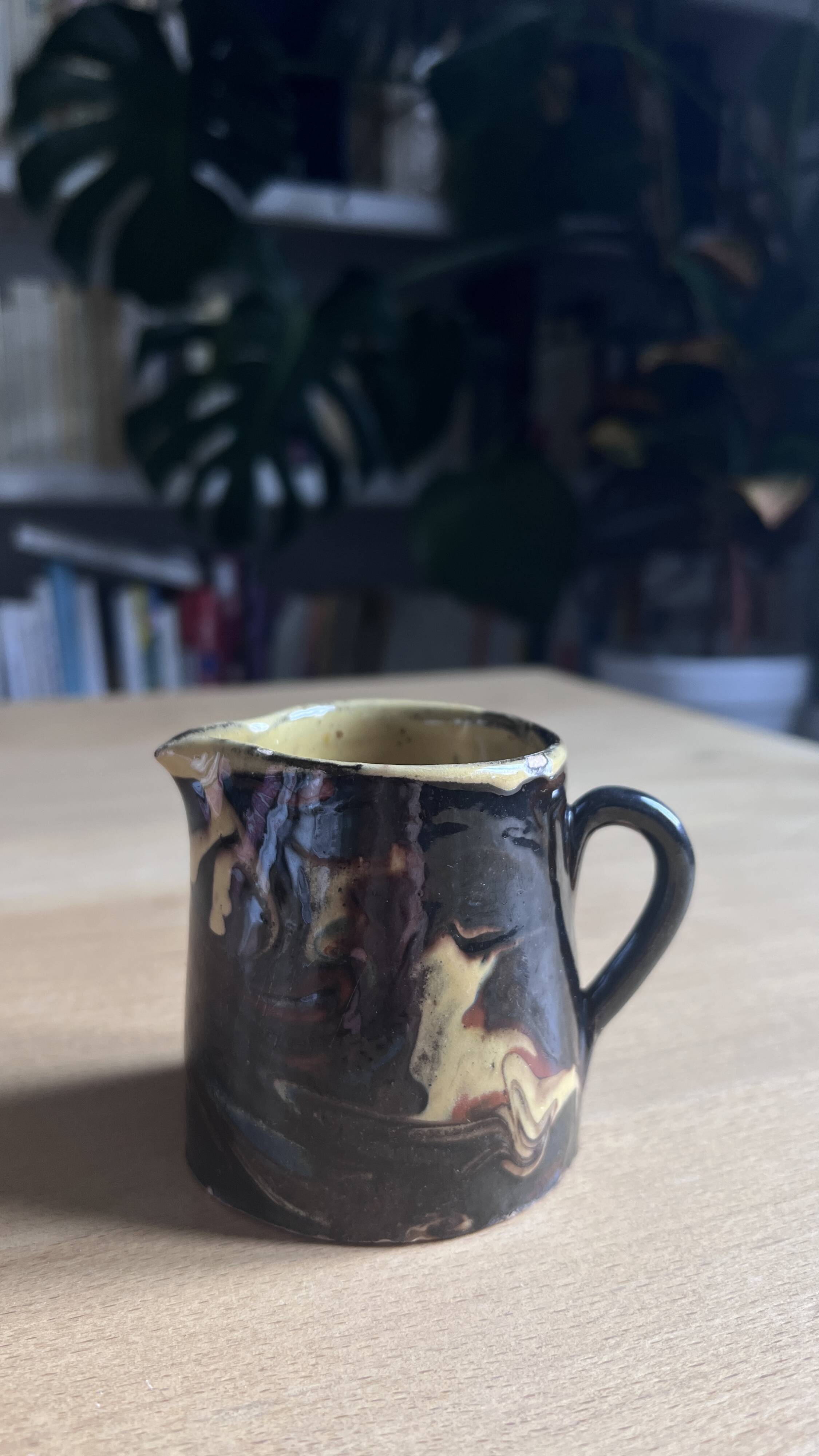 Pot à lait jaspé vintage Vallauris