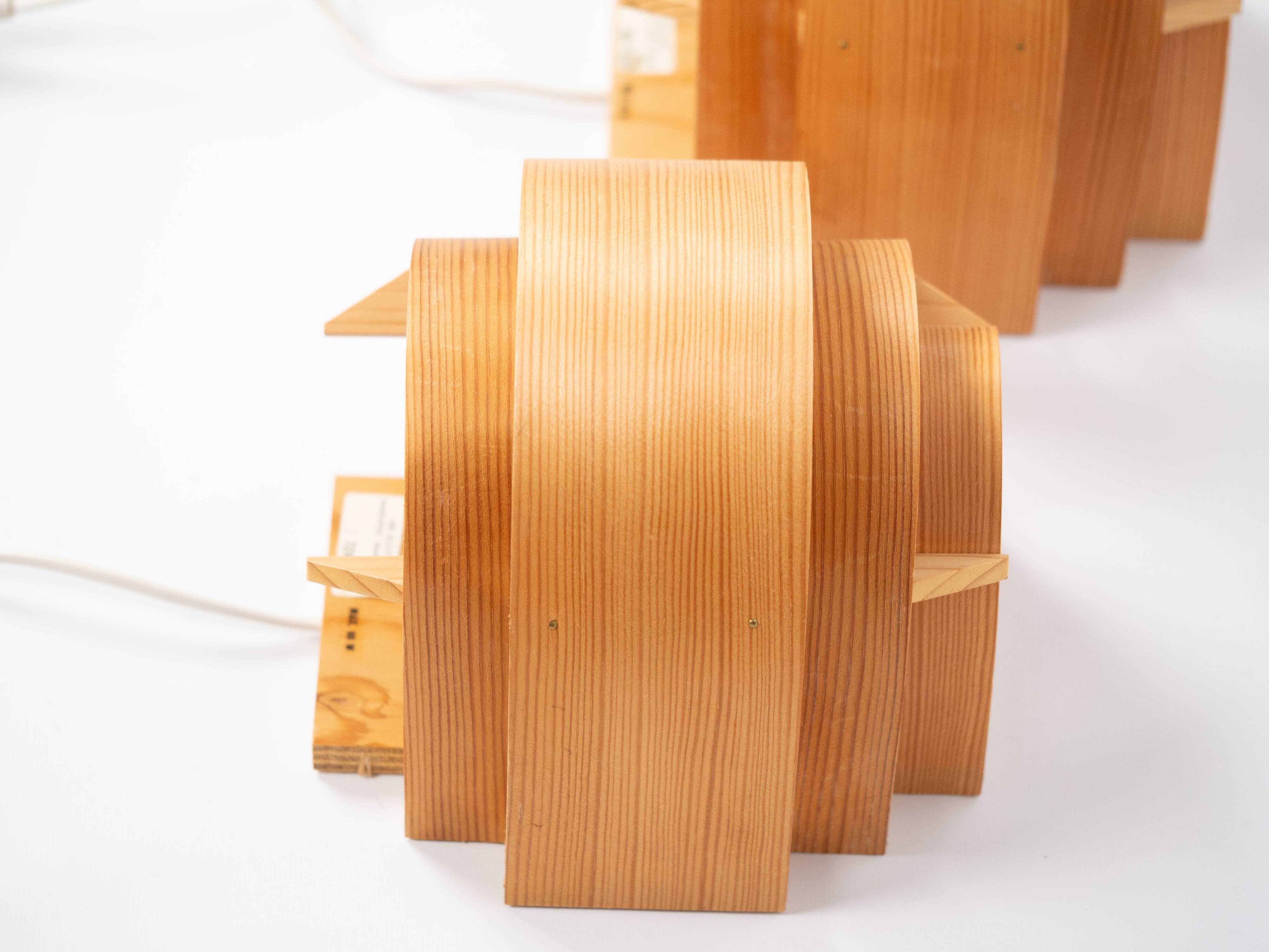Pair of pine wood wall lamps V327 by Hans-Agne Jakobsson, AB Elysset, 1960s