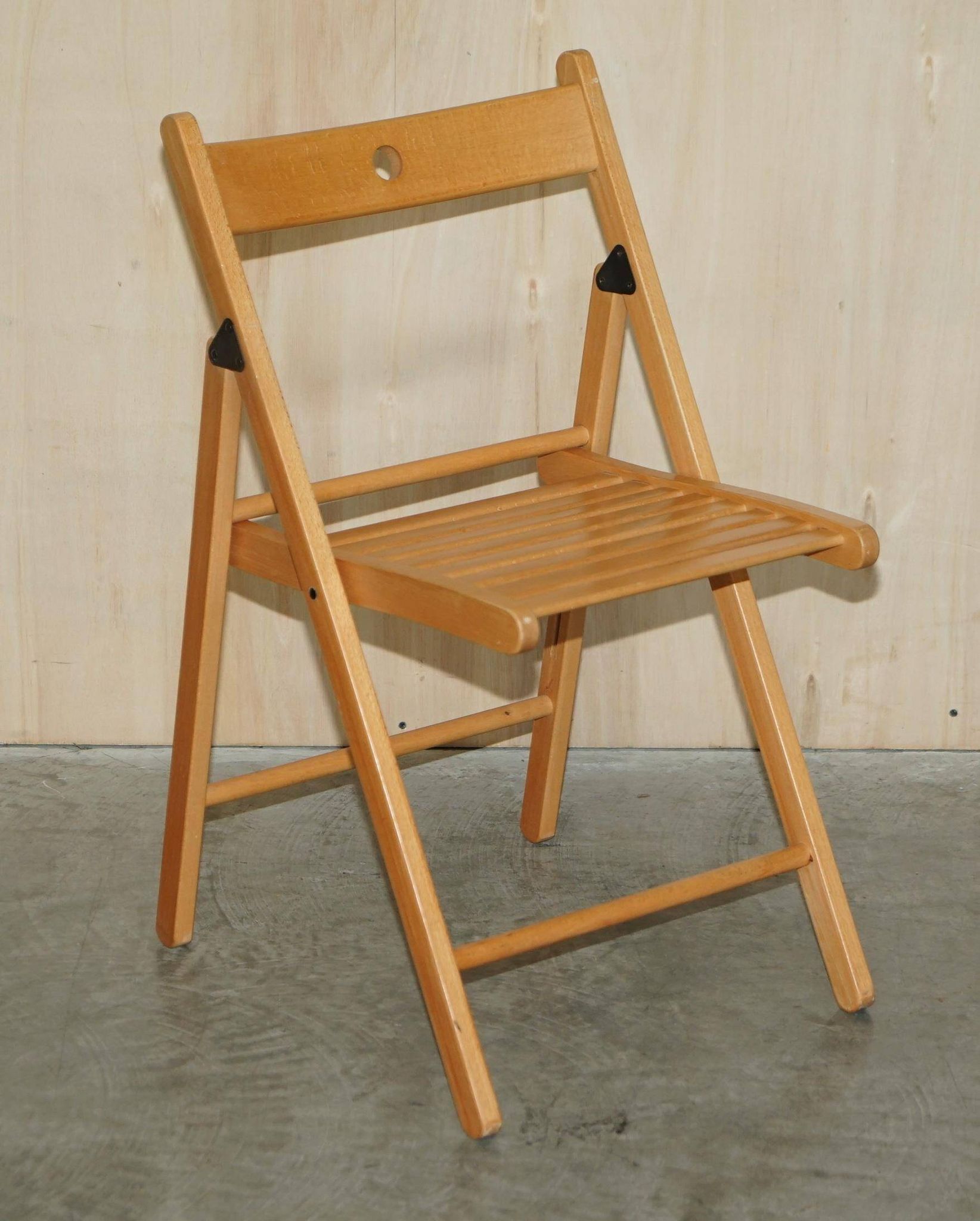 Set of 4 folding steamer chairs in oak from around 1940.